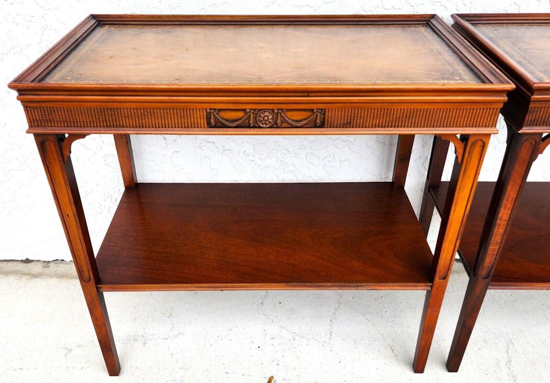 Italian Side Tables Walnut Leather Top Vintage Pair In Good Condition For Sale In Lake Worth, FL