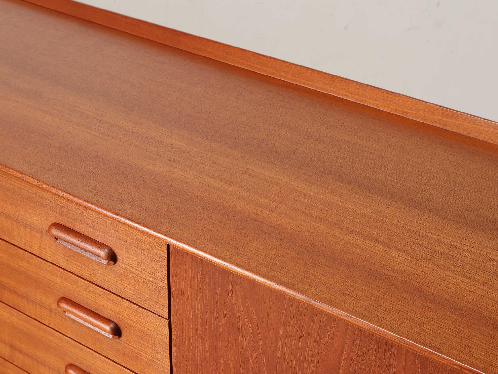 Metà XX secolo Credenza italiana anni '60 in vendita