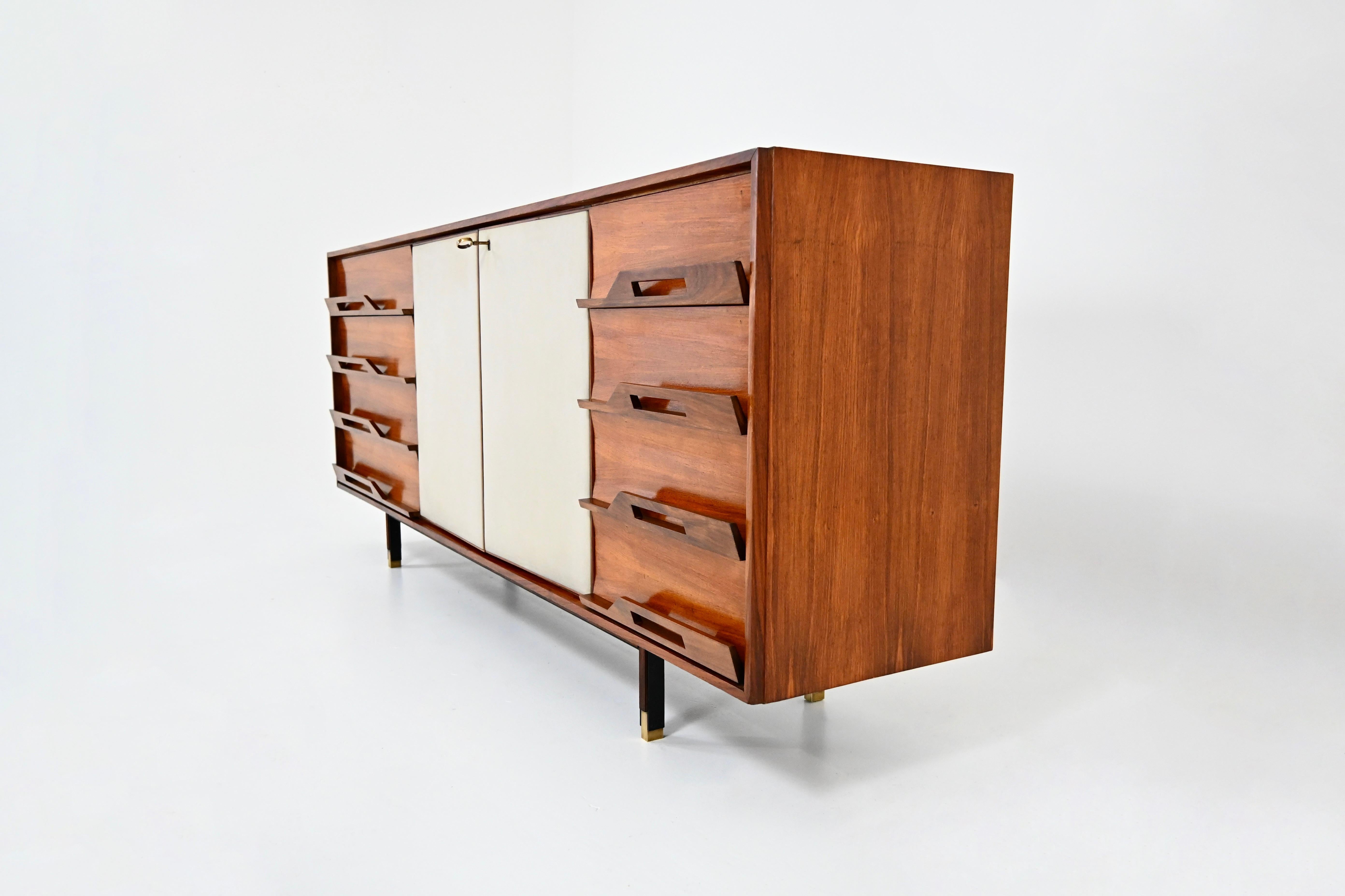 Italian Sideboard, 1970s finales del siglo XX en venta