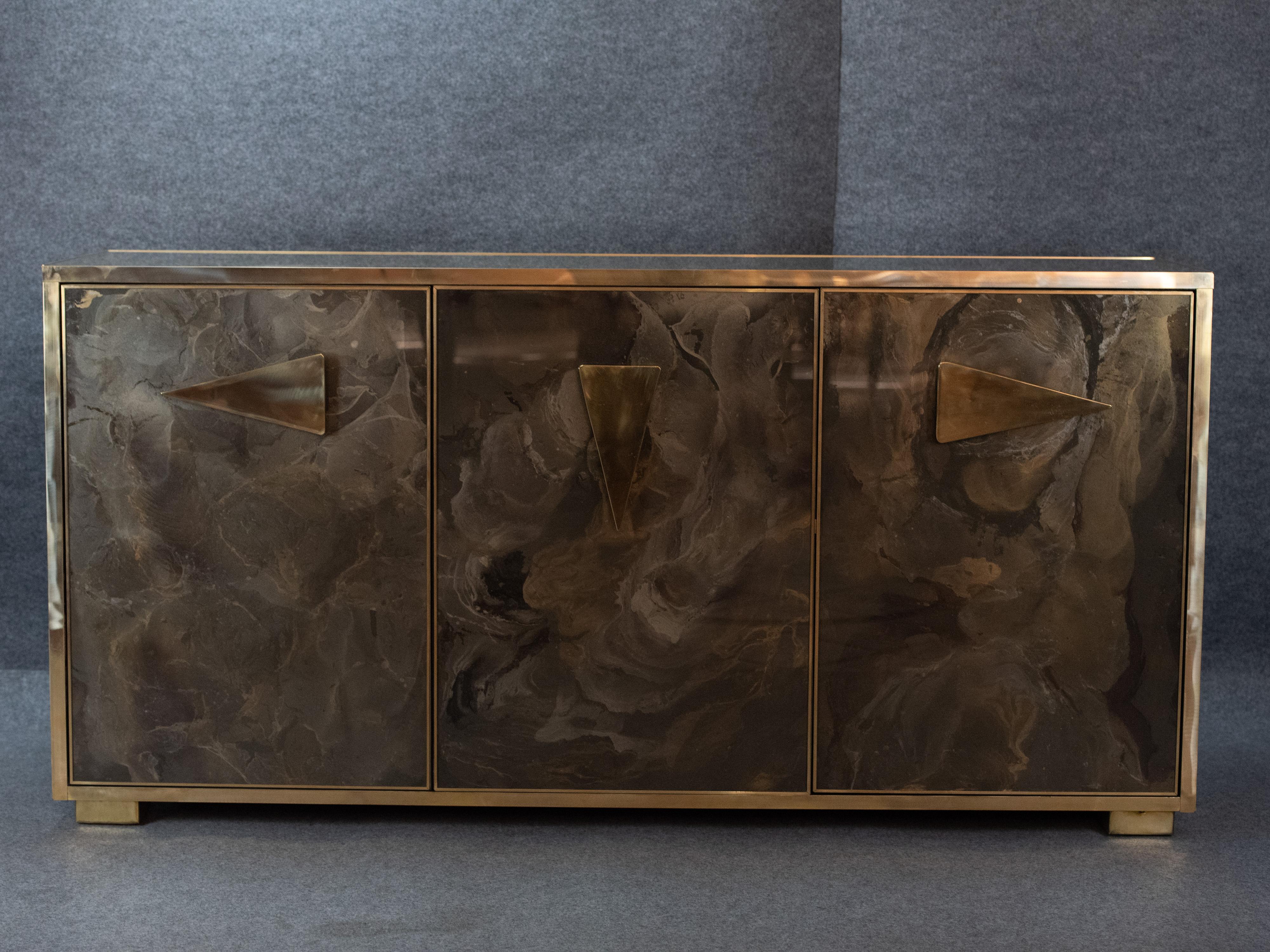 Aparador y Espejo de Pared Italiano Pintado a Mano Cristal Efecto Mármol Disponible en venta 2
