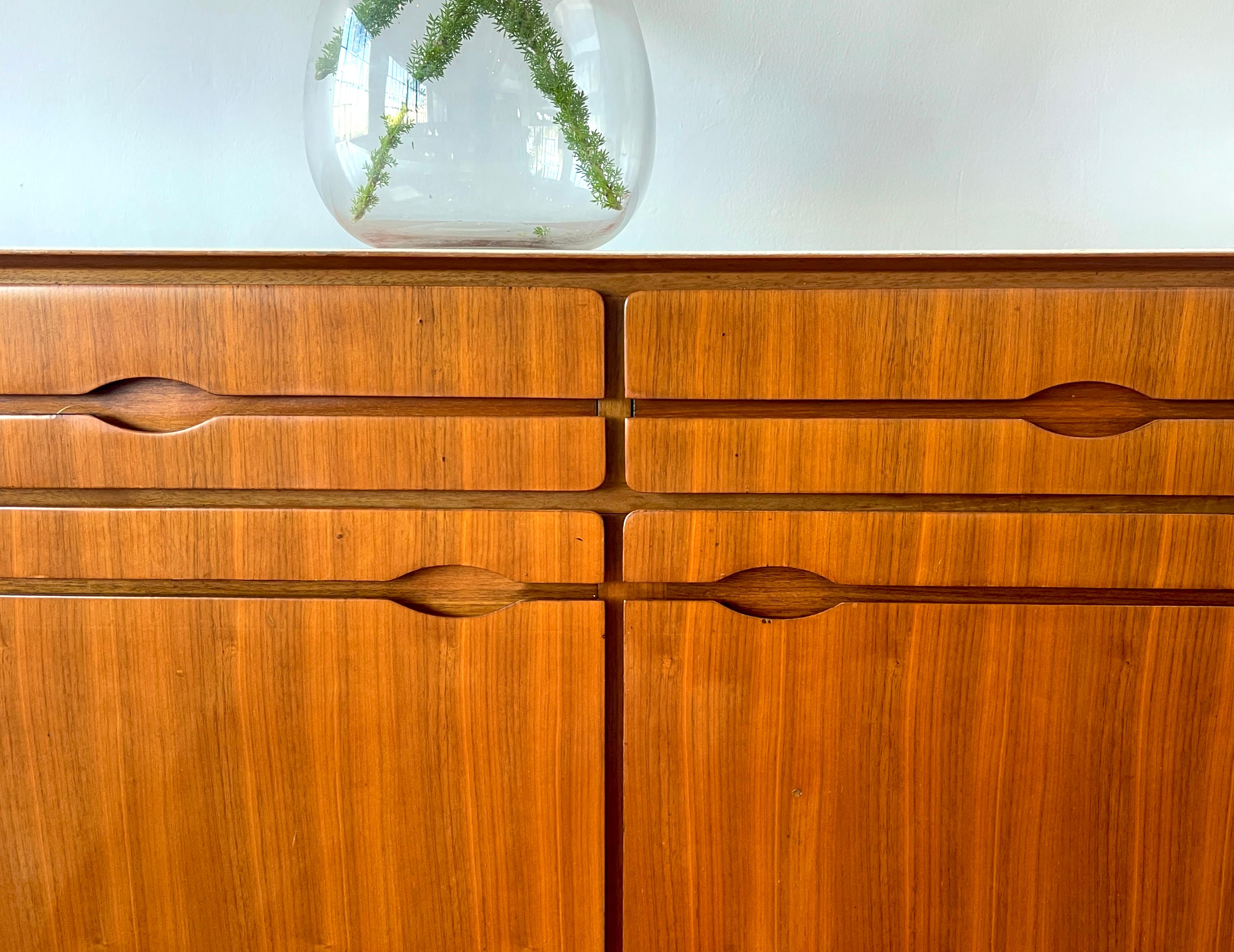 Italian Sideboard attributed by La Permanente Mobili Cantù 7