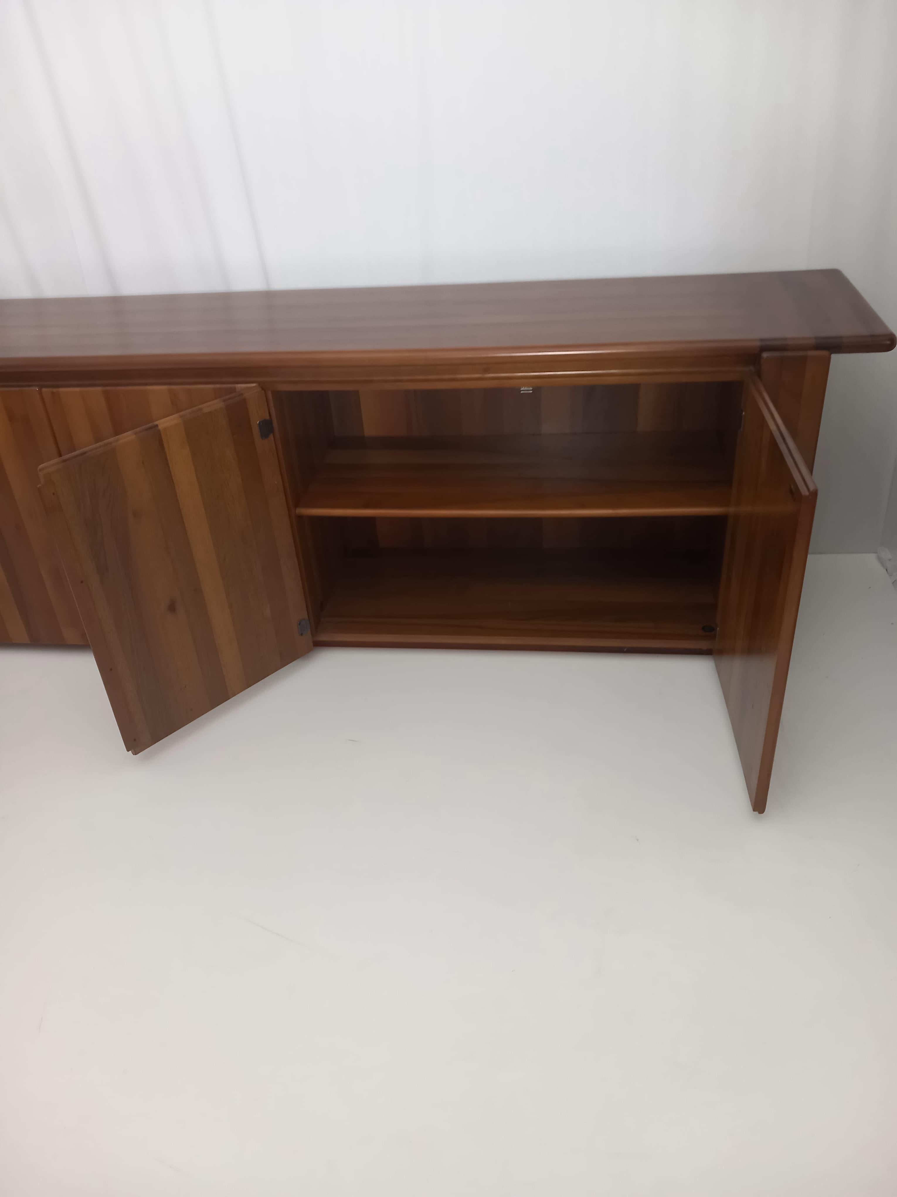 Mid-Century moderno Italian Sideboard by Mario Marenco for Mobilgirgi, 70s in vendita