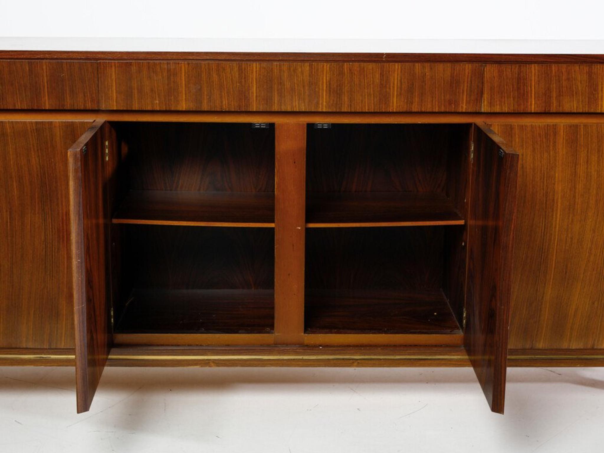 Mid-20th Century Italian sideboard For Sale