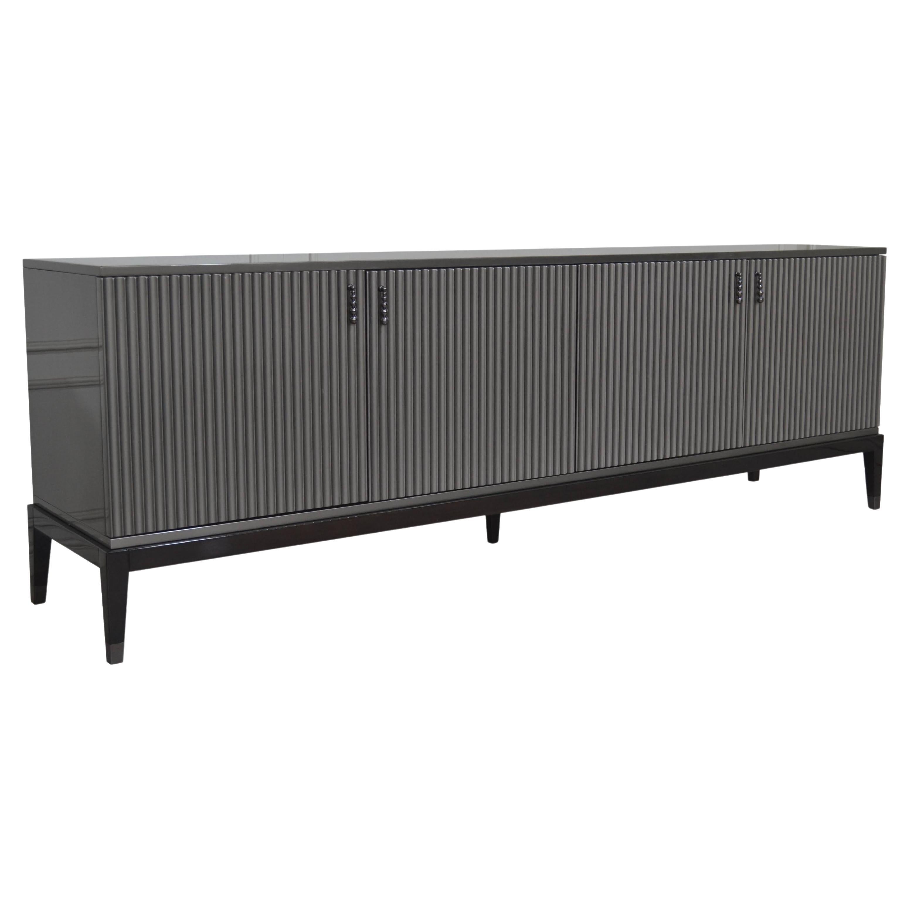 Italian Sideboard in Glossy Gray Lacquered with Four Doors For Sale