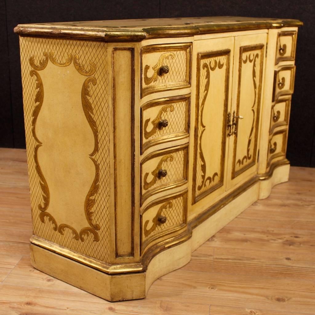 Italian Sideboard in Lacquered and Giltwood from 20th Century 2