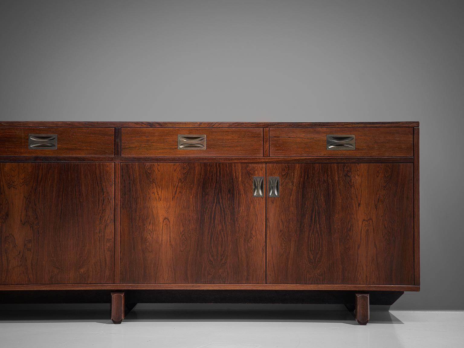 Mid-20th Century Italian Sideboard in Rosewood with Brass Details by Stilldomus