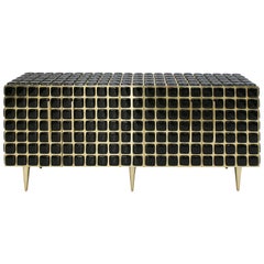 Italienisches Sideboard Made of Wood Brass & dekoriert mit schwarzen Murano Glass Mosaiken