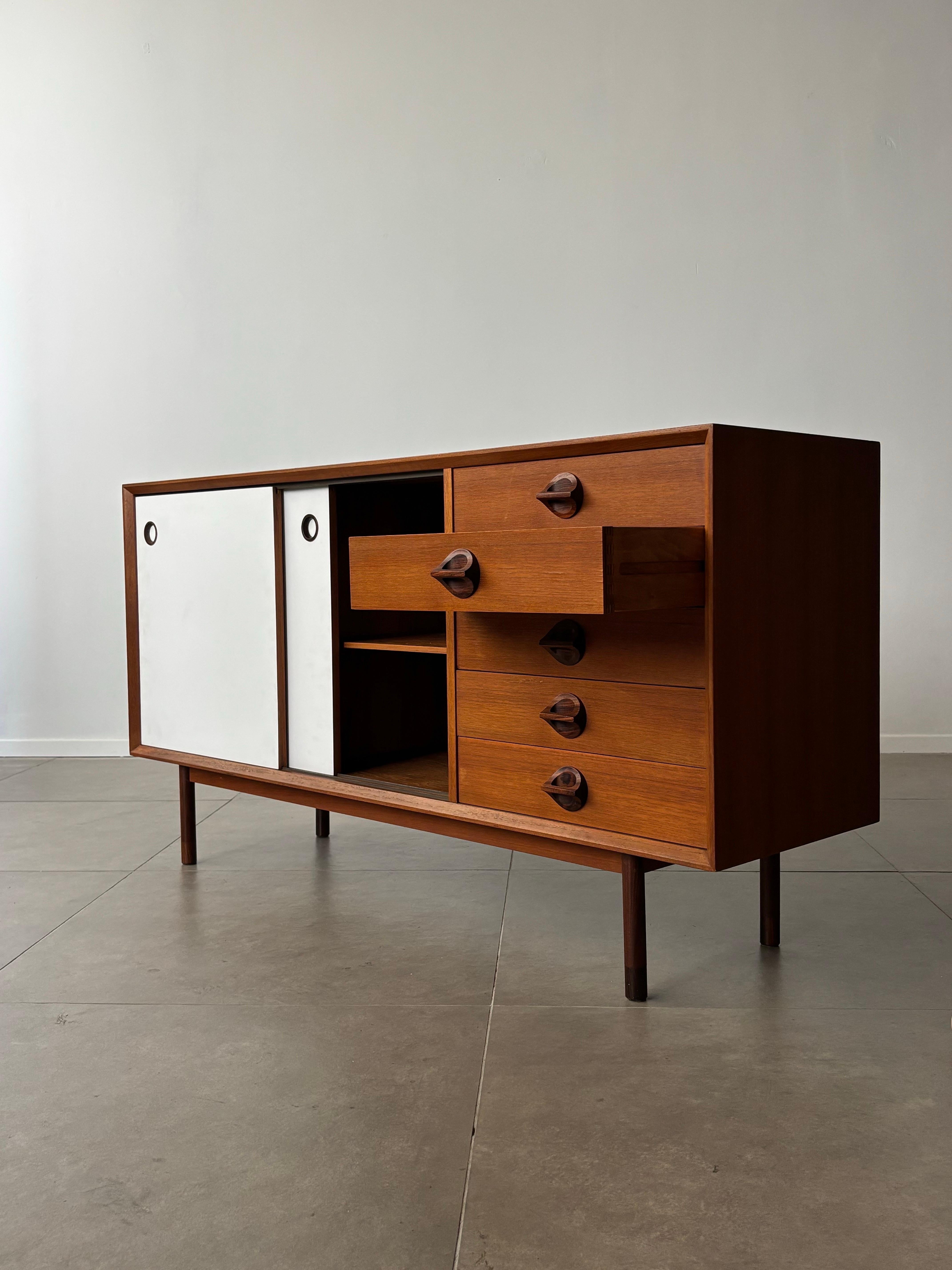 Italian sideboard “Monika” by George Coslin for Faram, designed in the 1960s For Sale 9