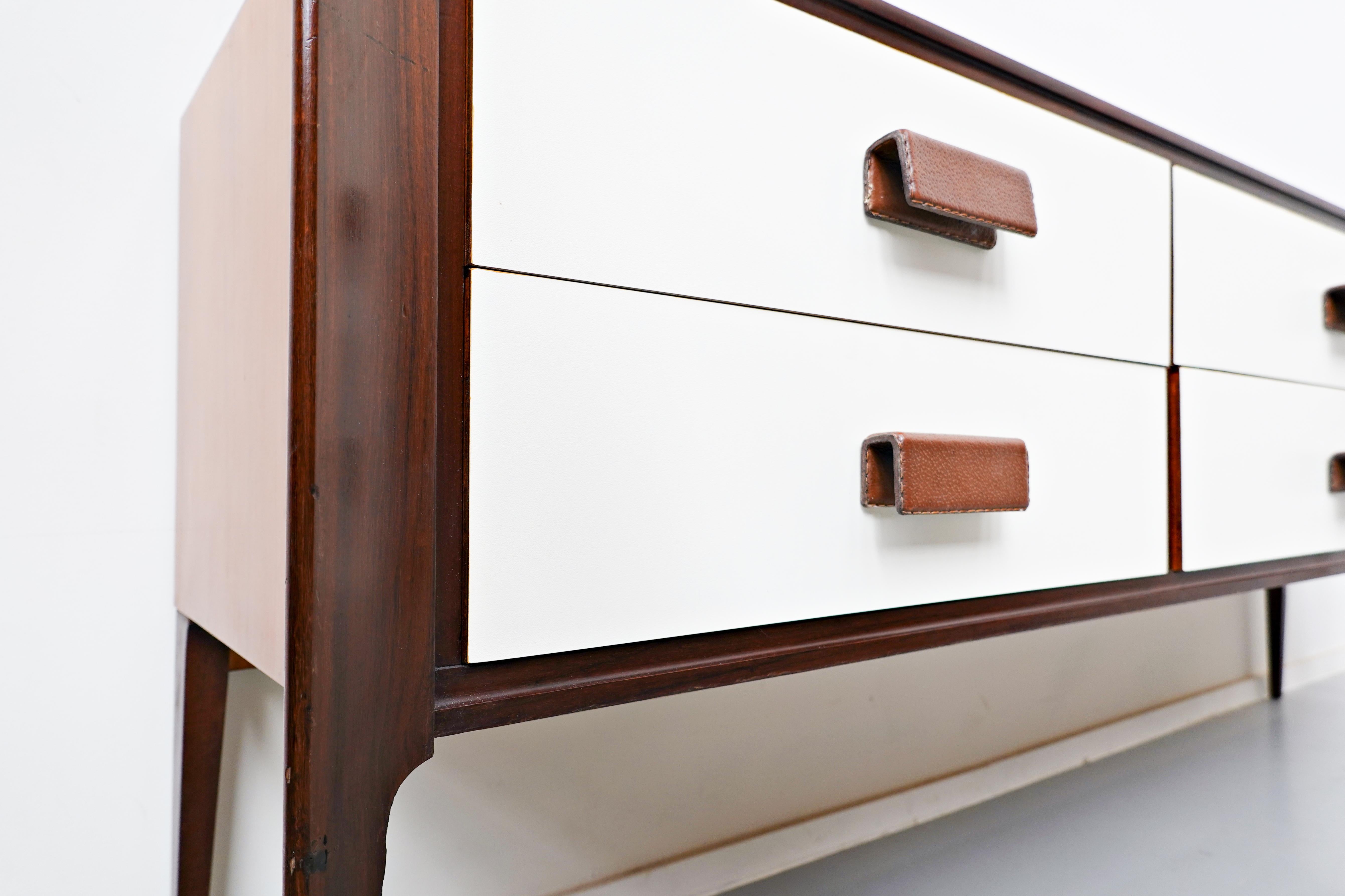 Mid-Century Modern Italian Sideboard with Leather Door Handels, 1960s
White and brown wood