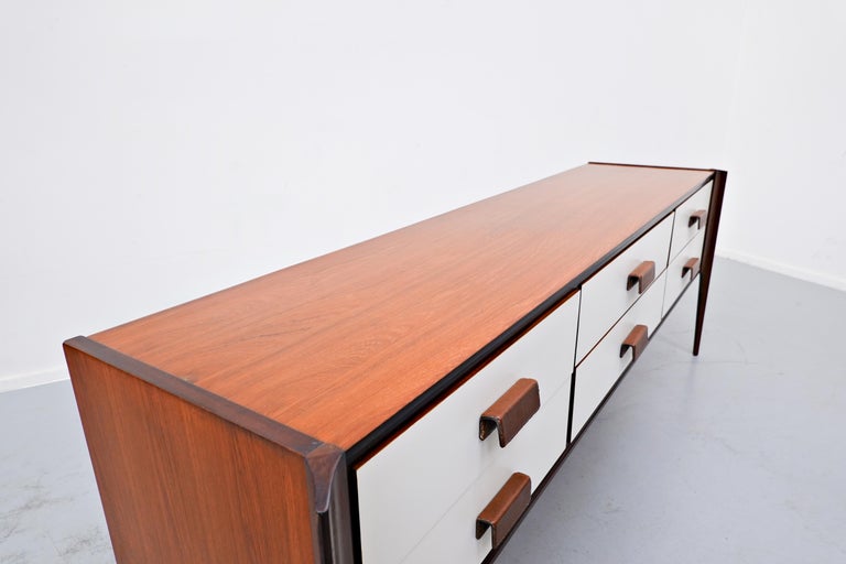 MidCentury Modern Italian Sideboard with Leather Door Handels, 1960s