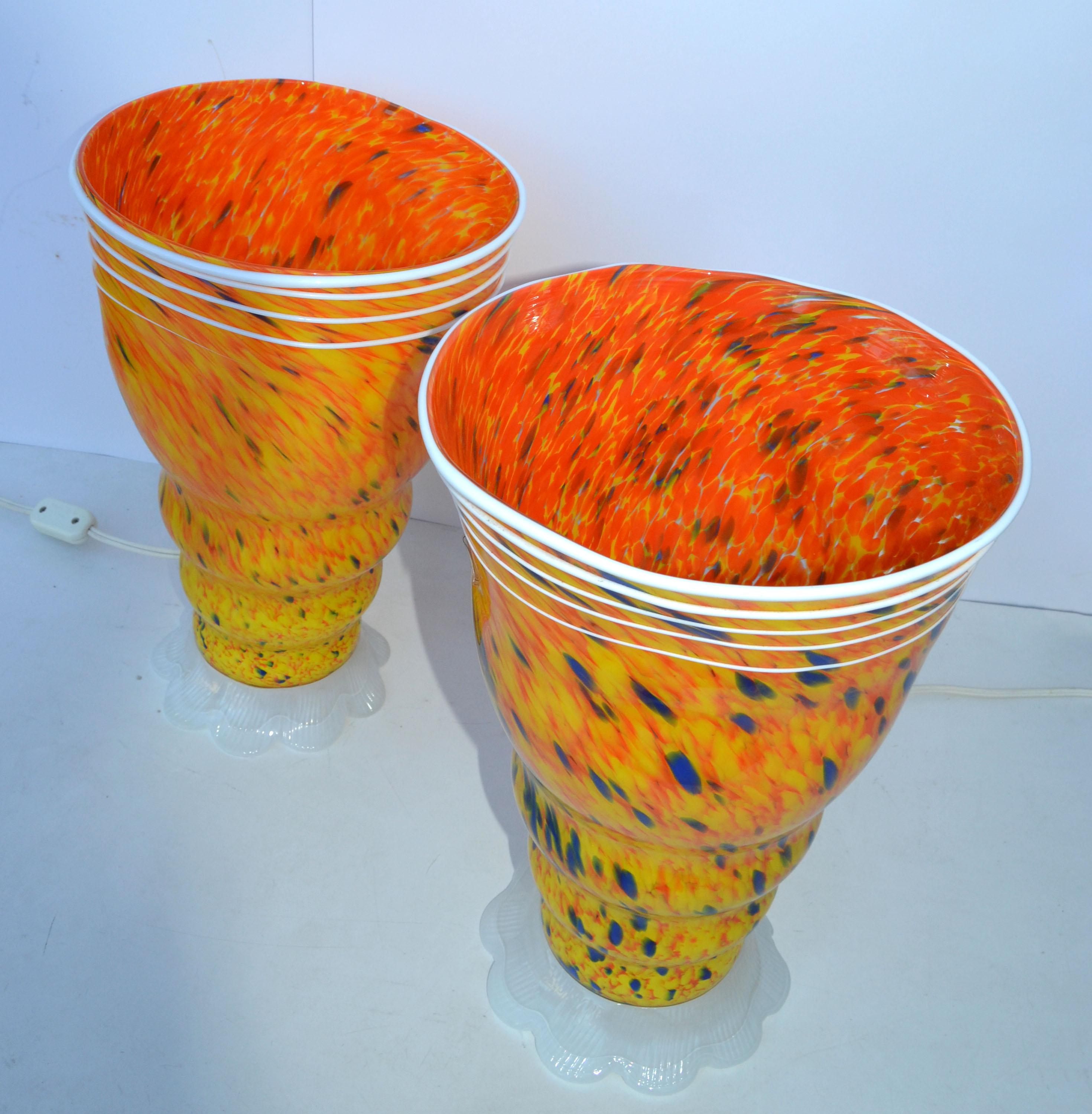 Paire de lampes de bureau italiennes en verre de Murano soufflé orange des années 80, signées Barovier & Toso en vente 1