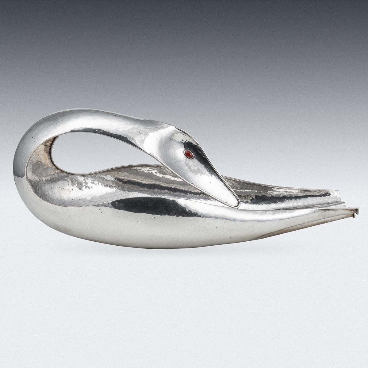 Italian Silver Baguette Tray In The Form Of A Swan, By Finzi c.1970 In Good Condition For Sale In Royal Tunbridge Wells, Kent