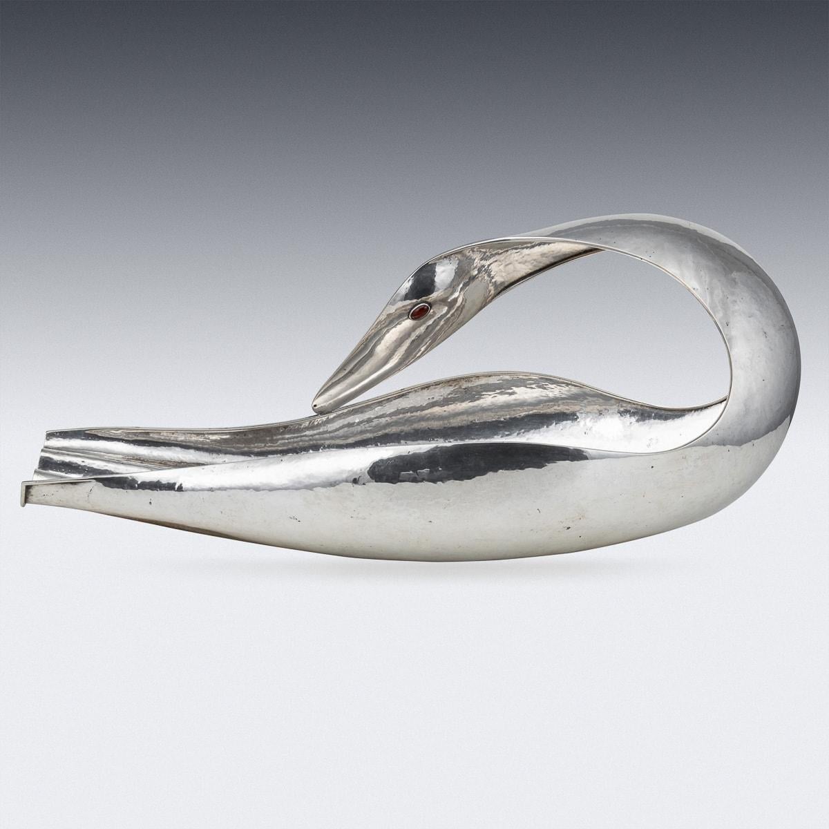 Italian Silver Baguette Tray In The Form Of A Swan, By Finzi c.1970 For Sale 1
