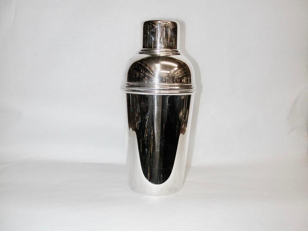 Italian Silver Cocktail Shaker Dated Circa 1970 For Sale 1
