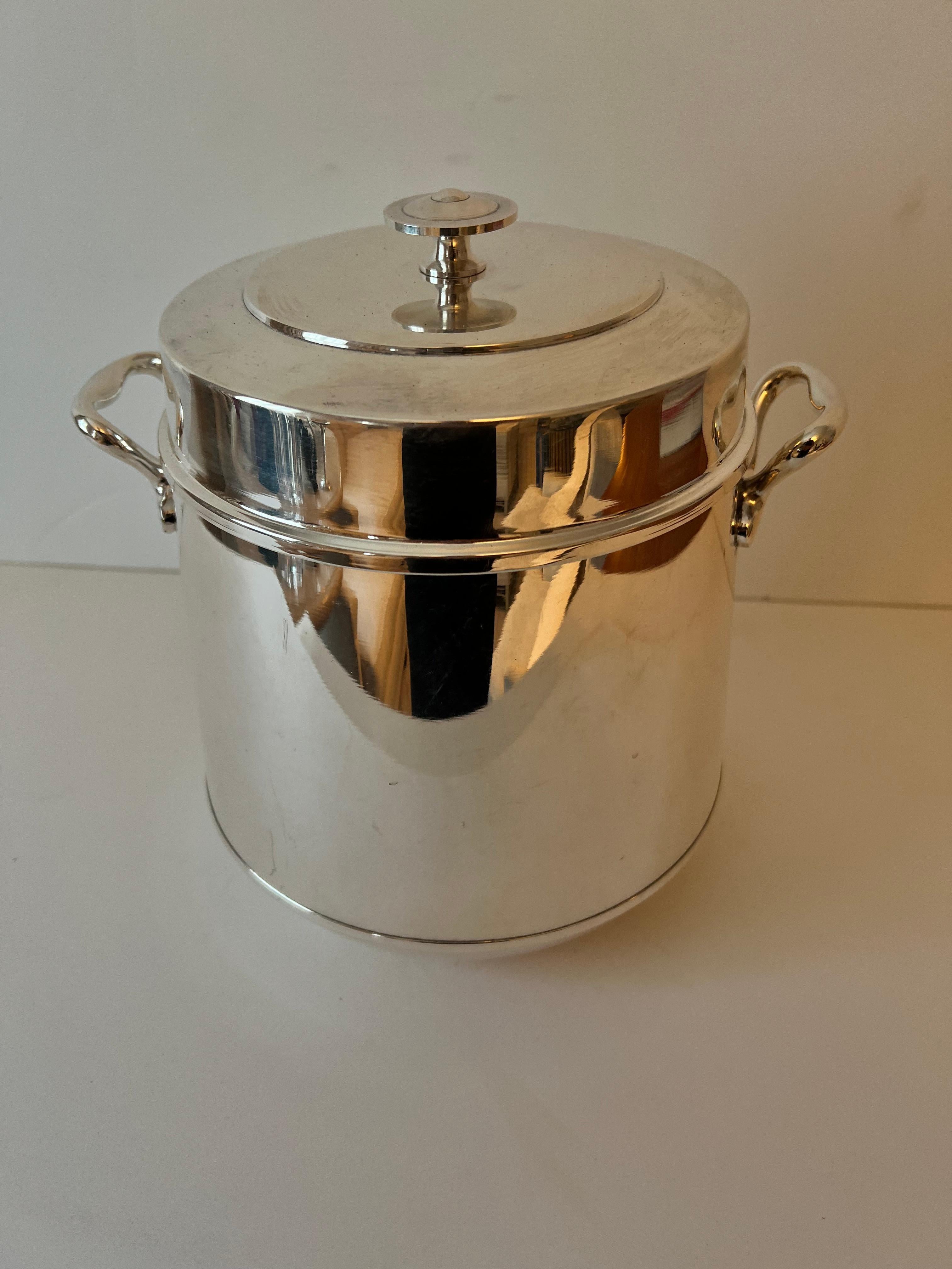 Italian Silver Ice Bucket with Handles and Glass Thermal Lining For Sale 4