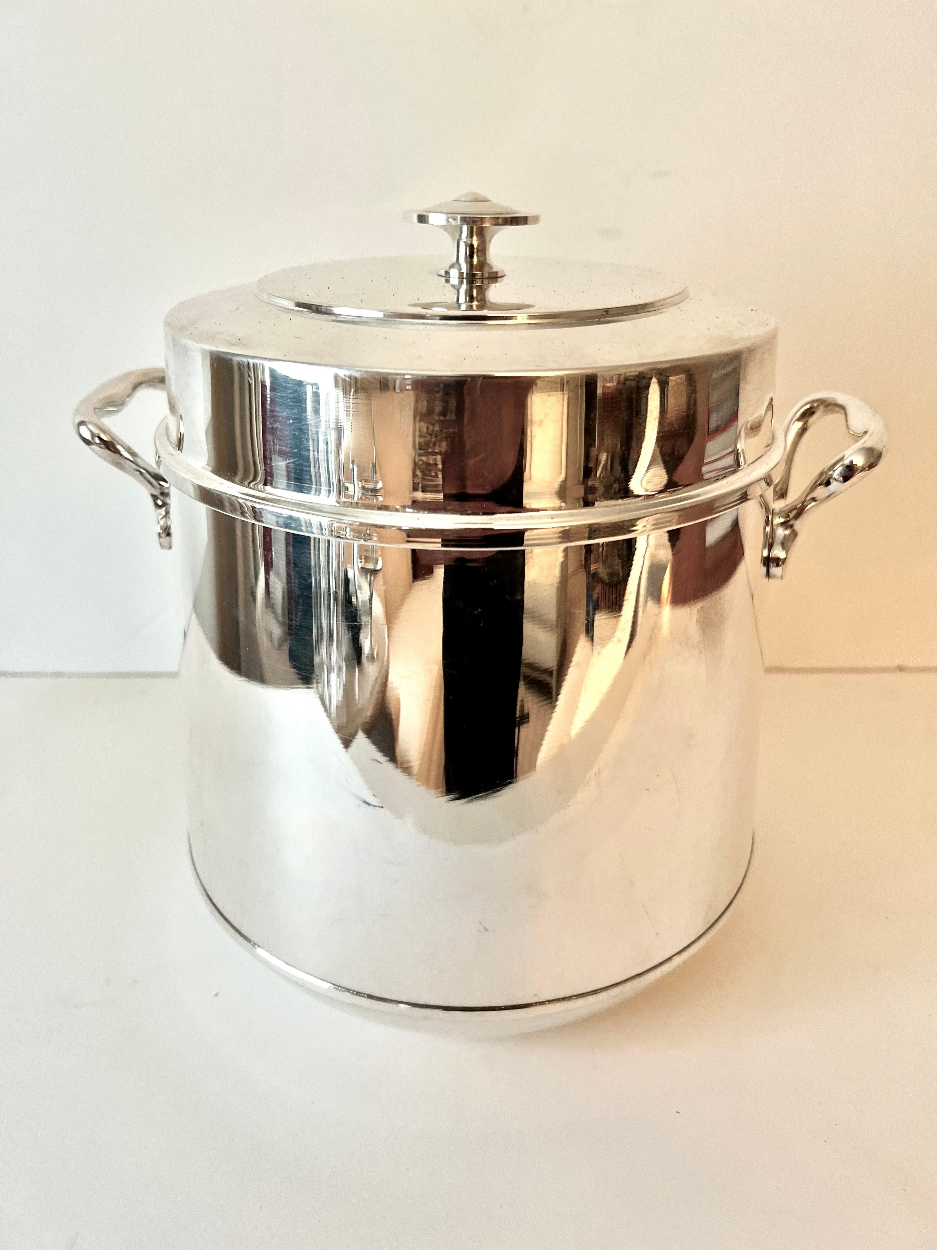 Mid-Century Modern Italian Silver Ice Bucket with Handles and Glass Thermal Lining For Sale