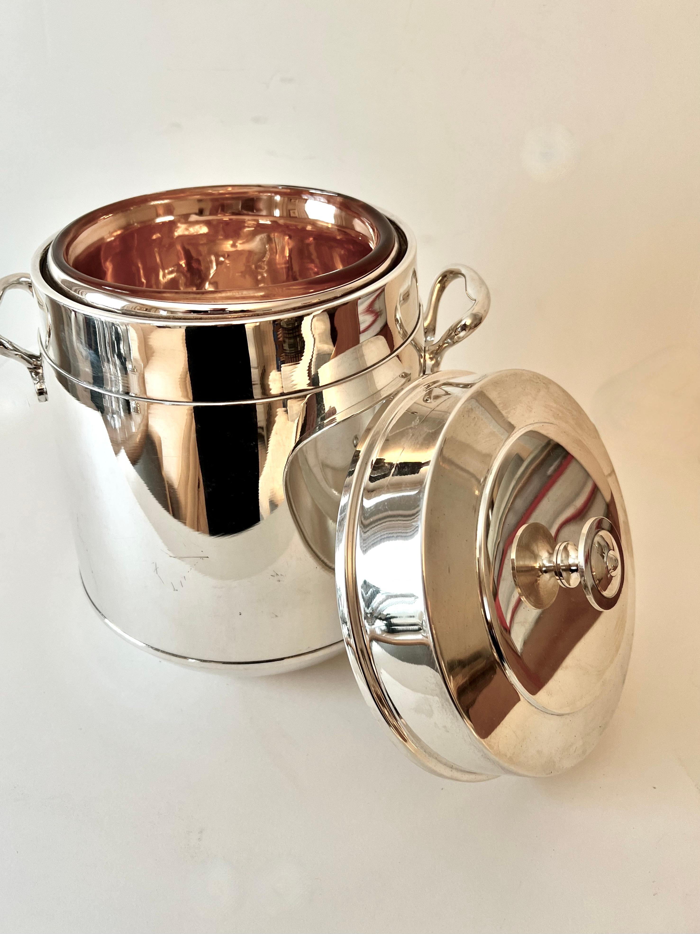 Italian Silver Ice Bucket with Handles and Glass Thermal Lining For Sale 2