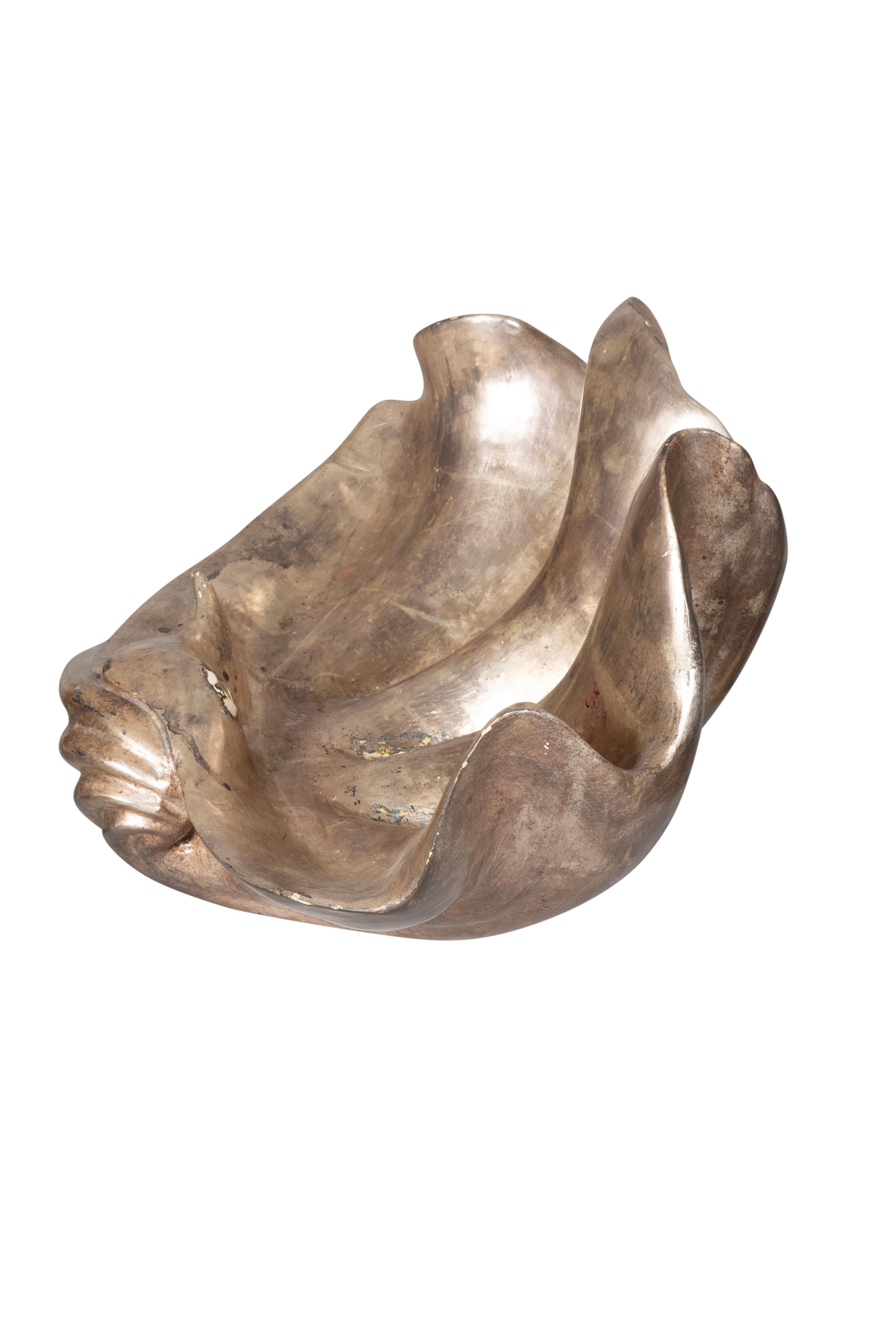 Cuenco con forma de concha de hoja de plata italiana siglo XX en venta