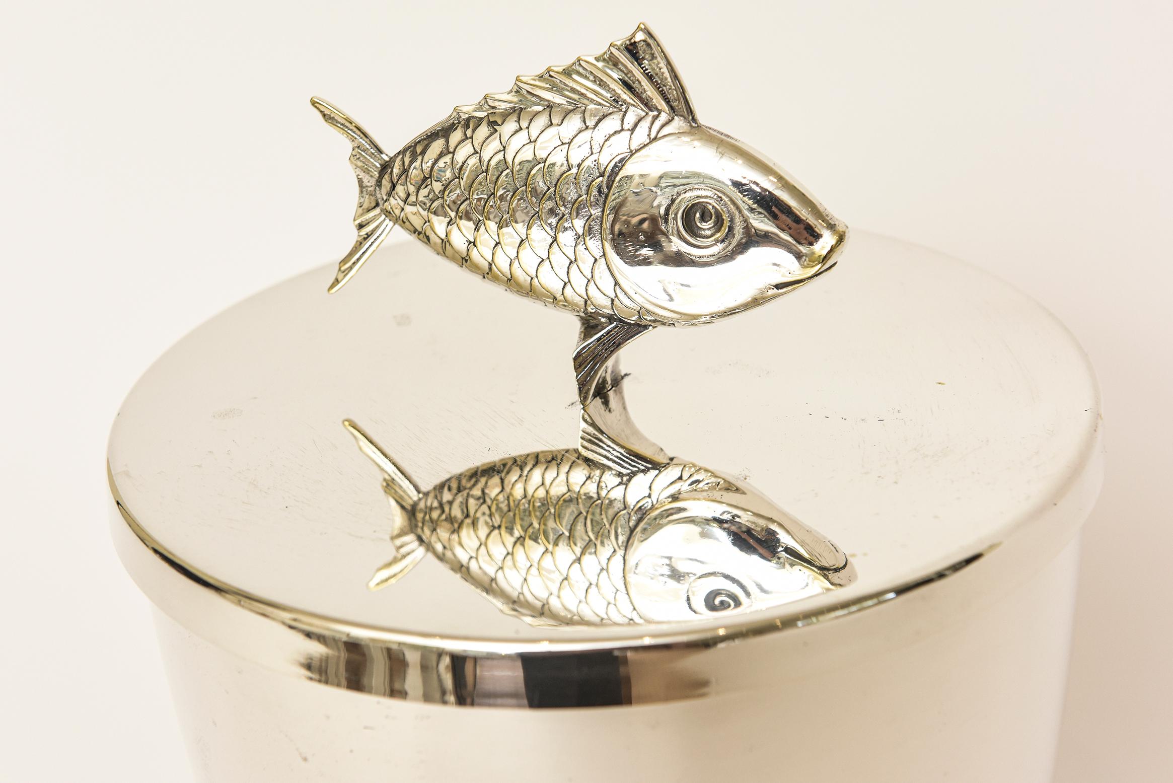 Italian Silver-Plate Fish Ice Bucket Vintage Barware In Good Condition In North Miami, FL