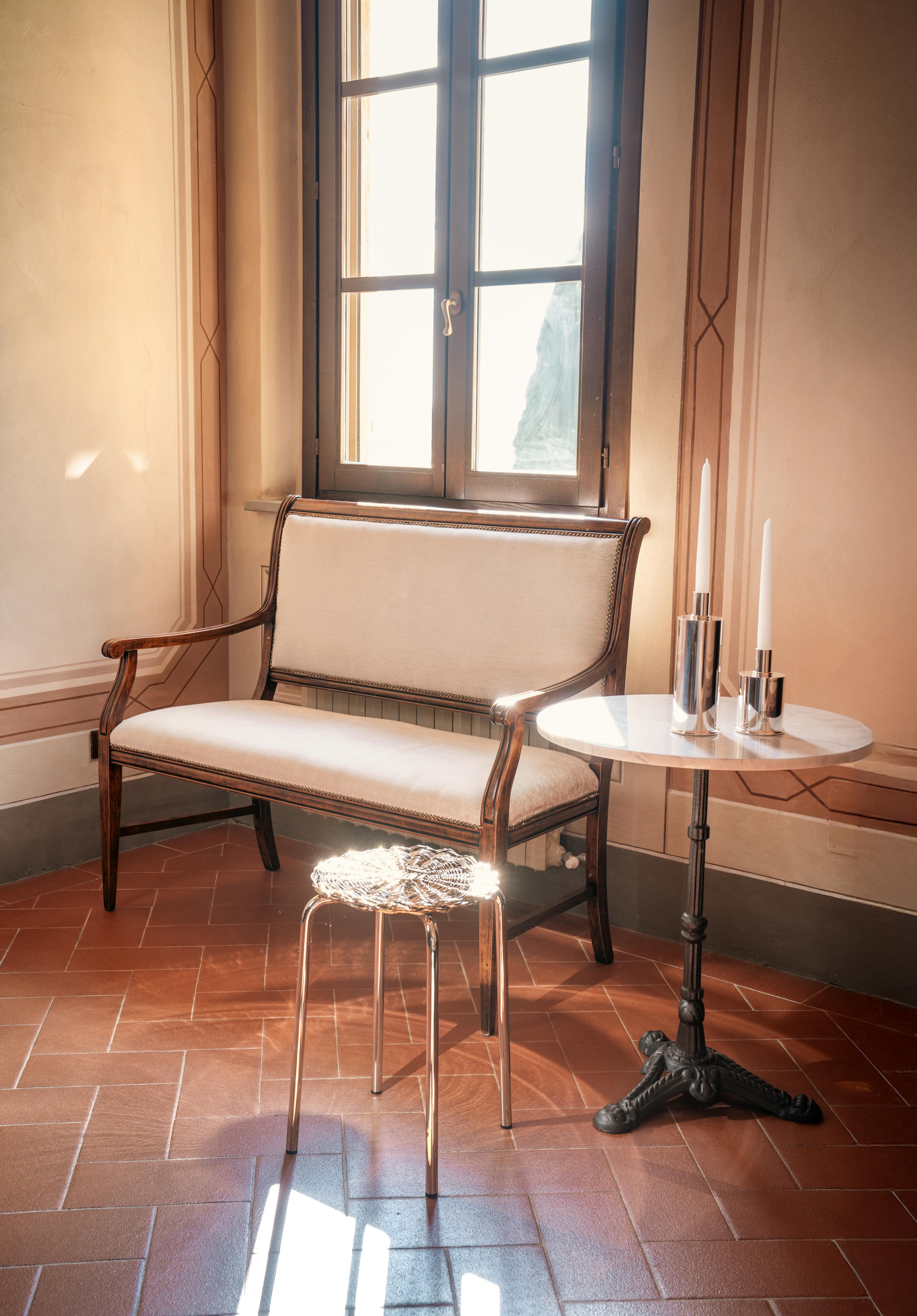 Italienischer Kerzenständer aus versilbertem Messing, inspiriert von minimalistischem Design im Zustand „Neu“ im Angebot in Milano, Lombardia
