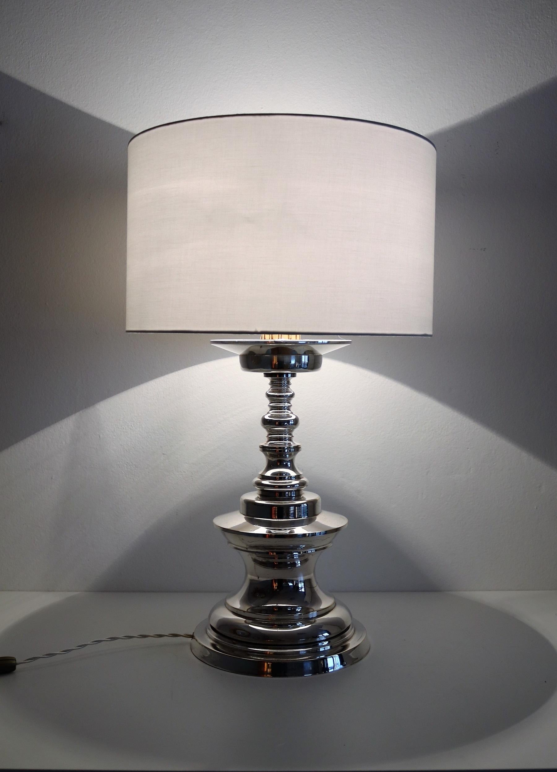Italian Mid Century Silver Plated Bronze Table Lamp, 1970s For Sale 1