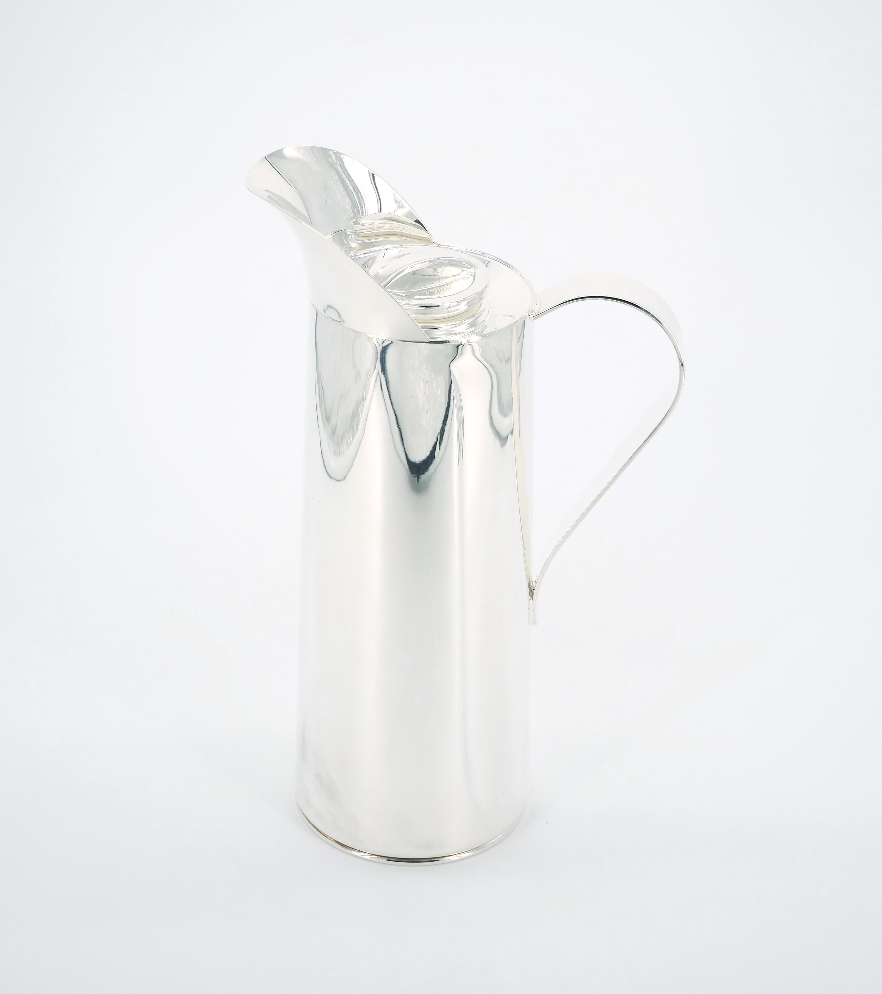 Italian Silver Plated Insulated Interior Hot / Cold Thermos For Sale 10