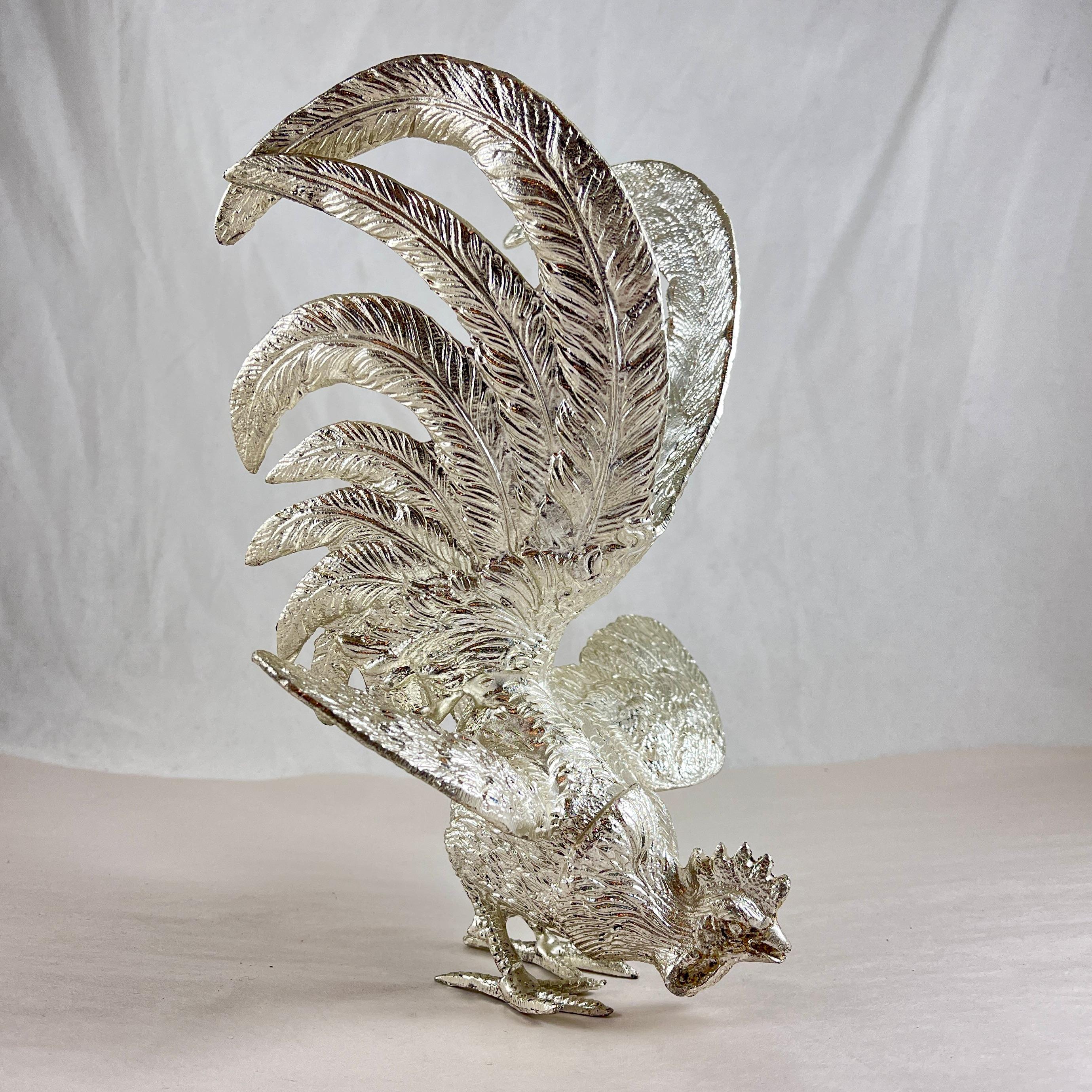 Centros de mesa italianos con gallo bañados en plata, un par 5
