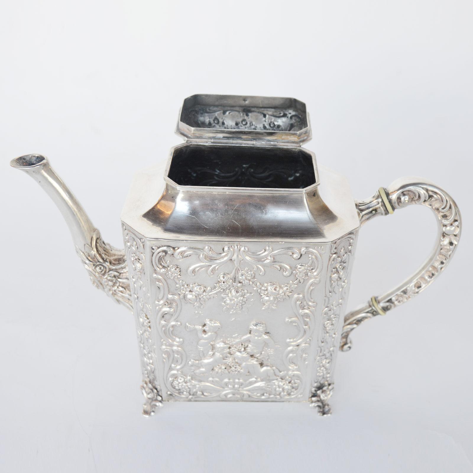 Italian Silver Tea Set, Late 19th Century For Sale 8