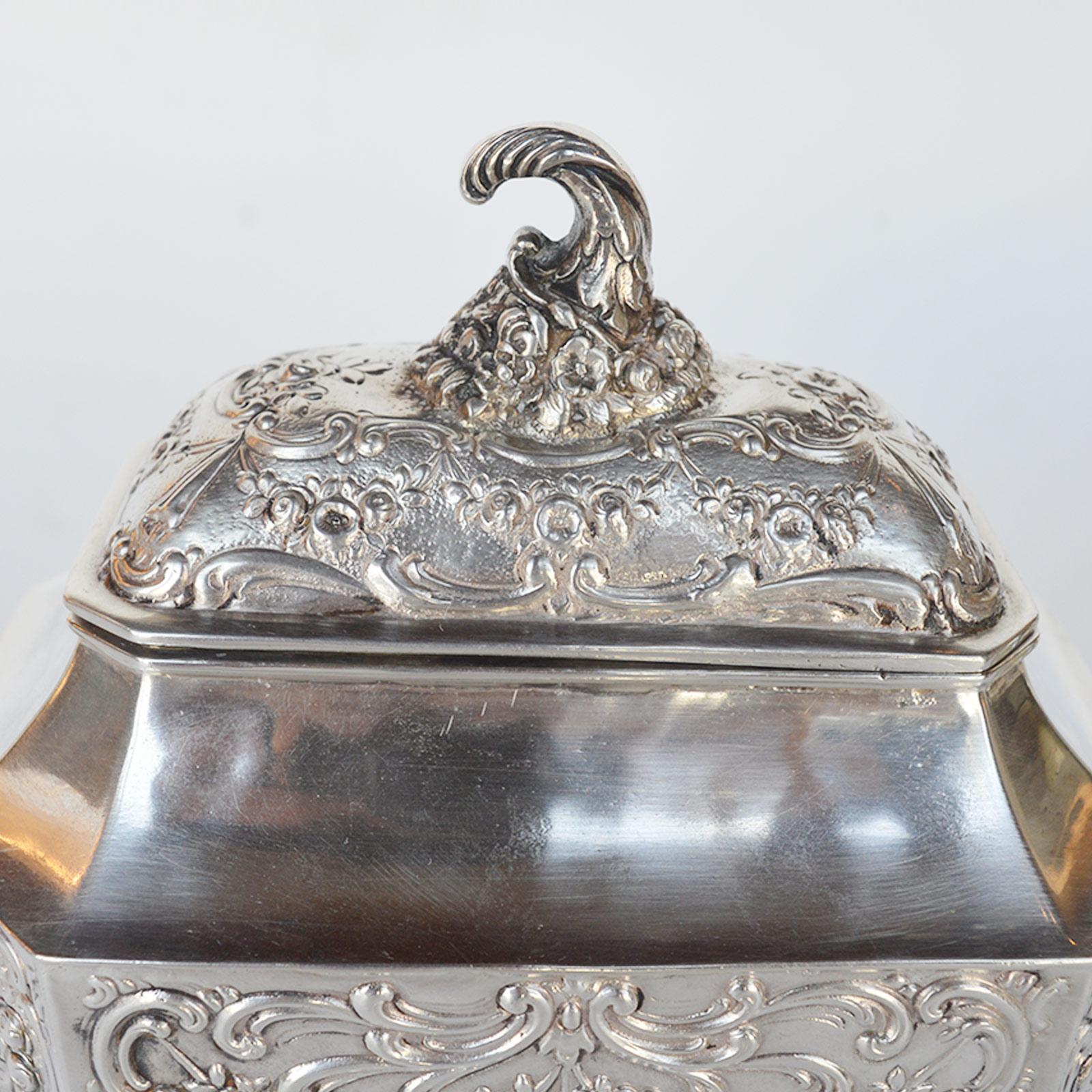 Italian Silver Tea Set, Late 19th Century For Sale 10
