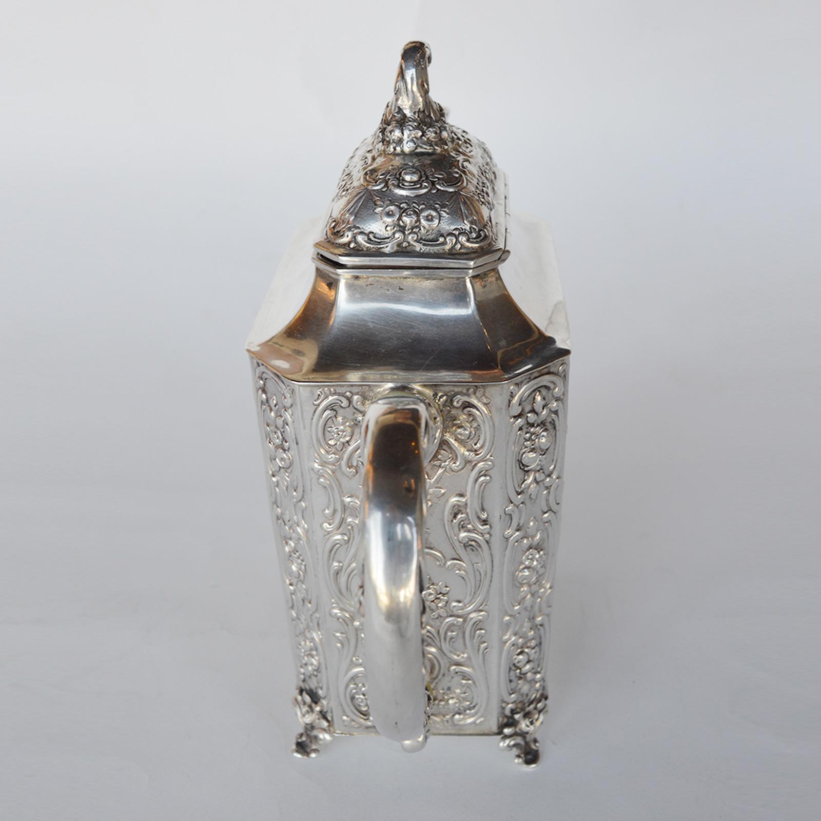 Italian Silver Tea Set, Late 19th Century For Sale 5