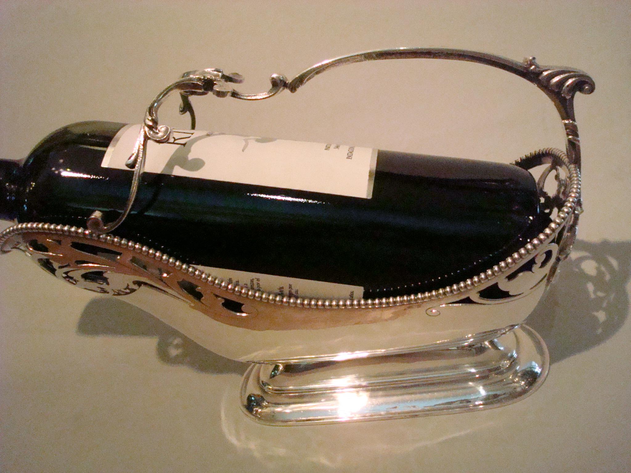 Italian Silver Wine Bottle holder, 1930s In Good Condition In Buenos Aires, Olivos