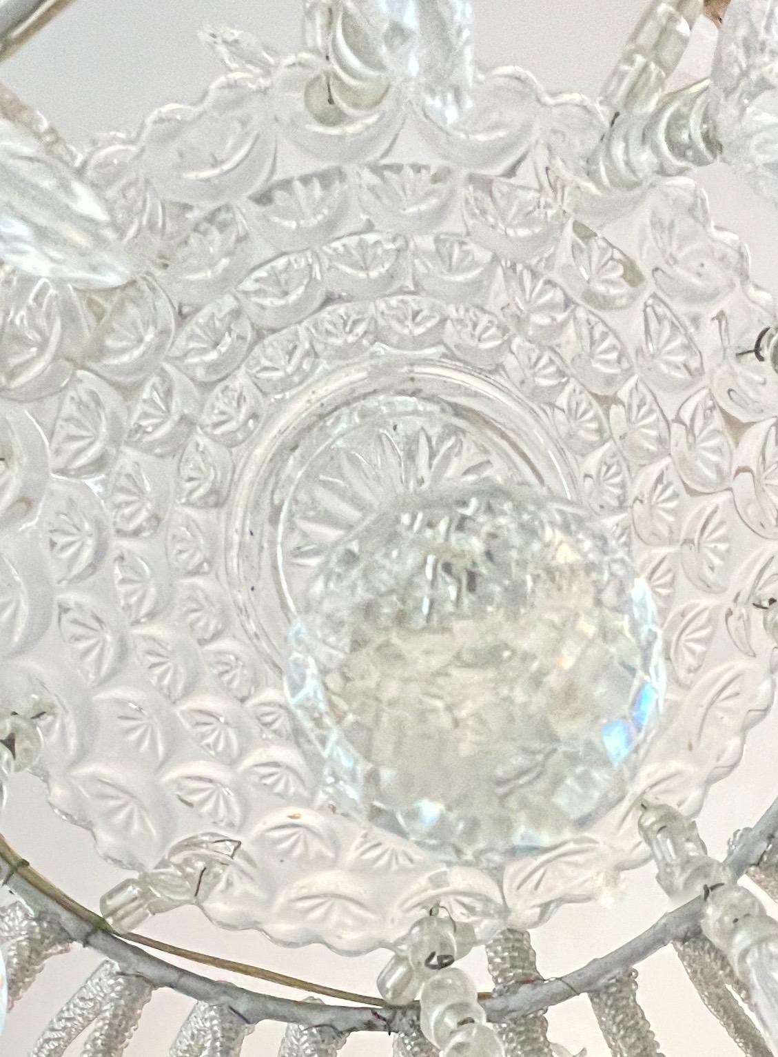 Vetro artistico Lampadario italiano in ferro argentato e cristallo in vendita