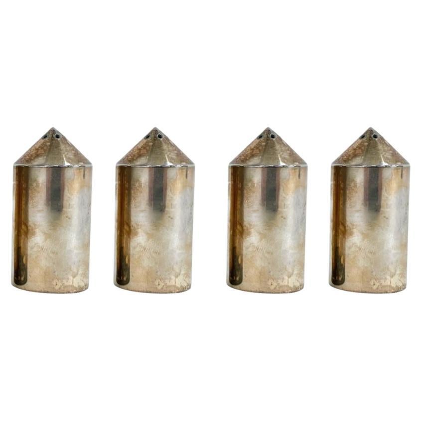 Ensemble de salières et poivrières italiennes en métal argenté par Robert and Trix Haussmann en vente