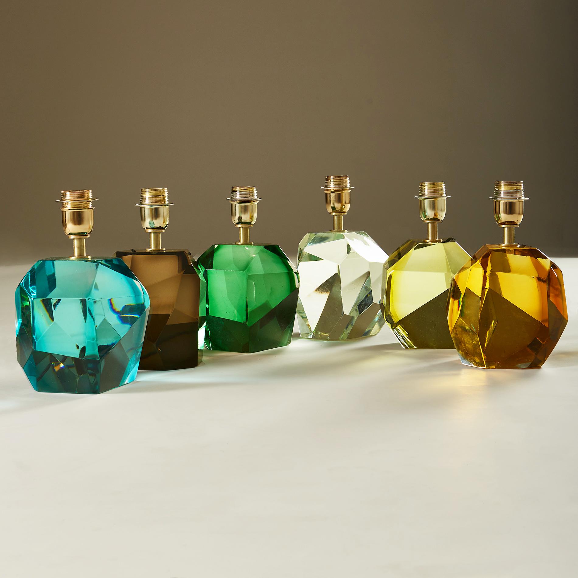 Lámpara de sobremesa italiana individual de Murano verde esmeralda joya de roca Cristal de Murano en venta