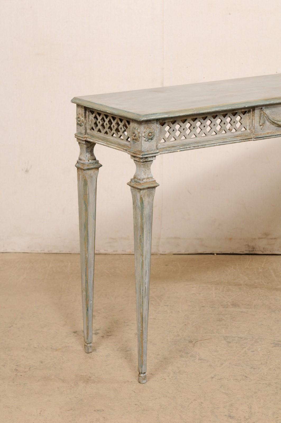 Italian Slender Console Table with Beautifully Pierce-Carved Lattice Apron In Good Condition In Atlanta, GA