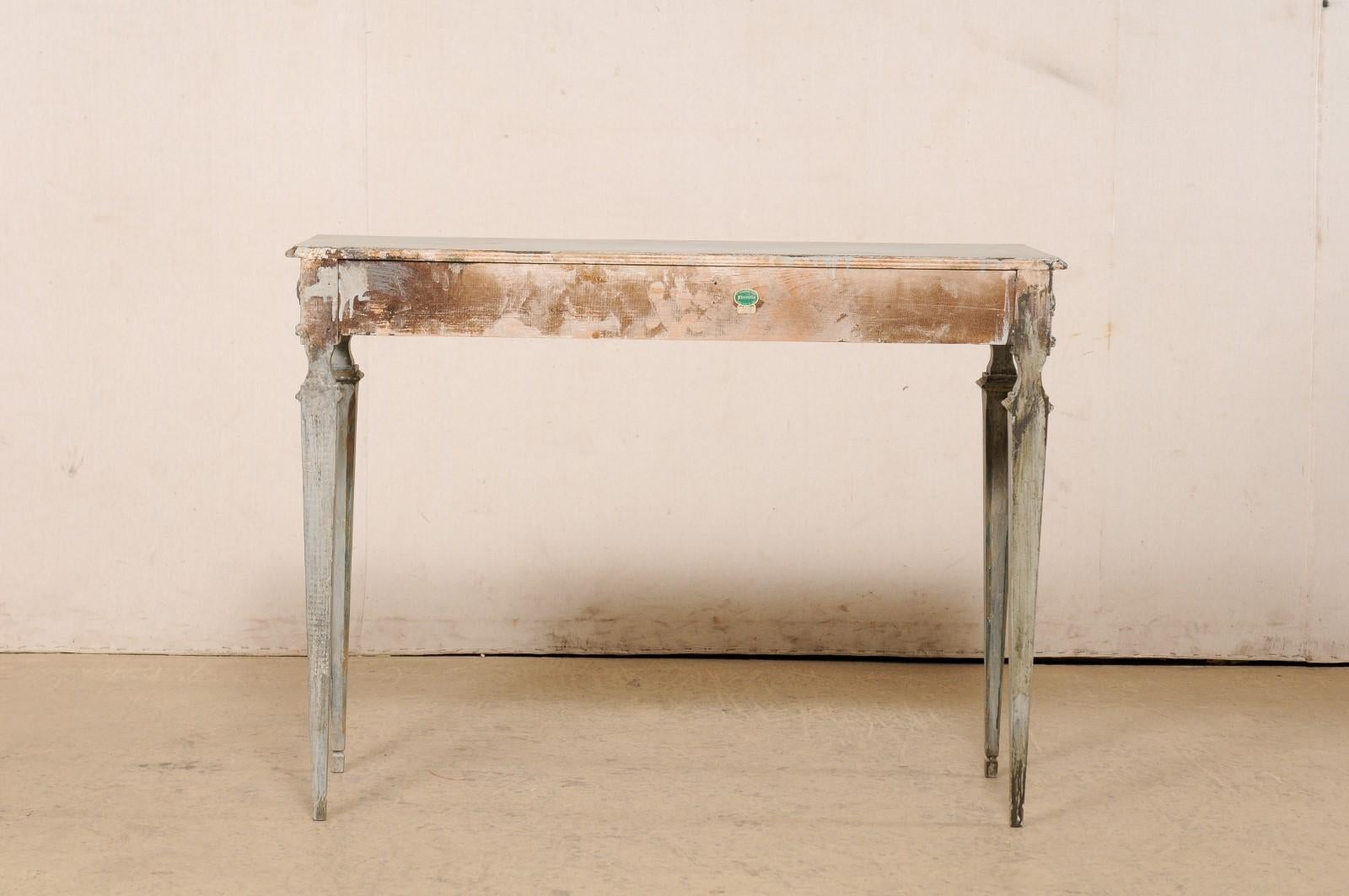 Italian Slender Console Table with Beautifully Pierce-Carved Lattice Apron 3