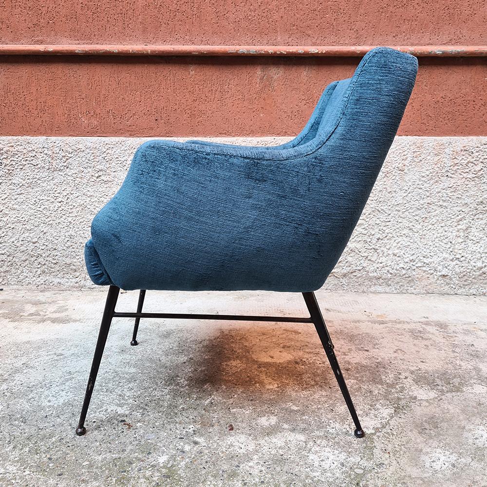Italian Small Blue Velvet Armchair, 1960s In Good Condition In MIlano, IT