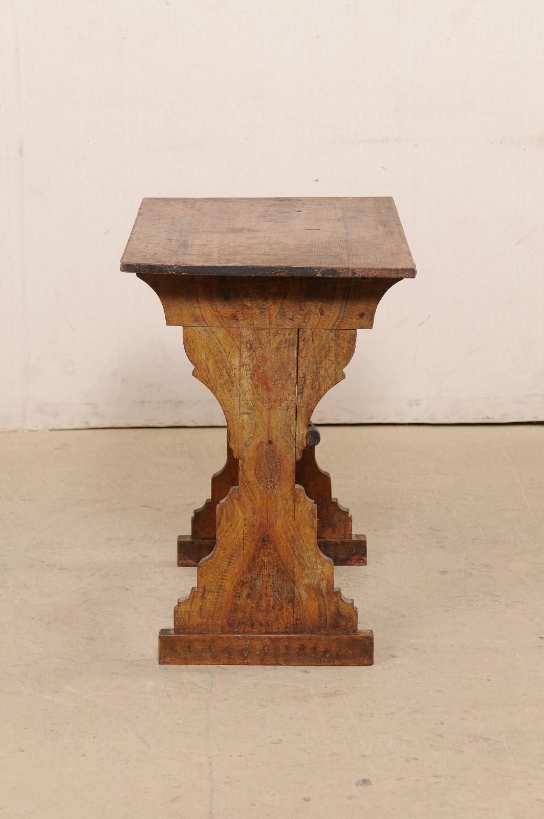 Italian Smaller-Sized Table or Writing Desk w/Shapely Hourglass Legs, 19th C. For Sale 4