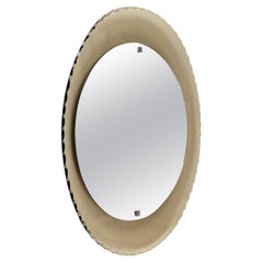 Miroir italien en verre fumé et moulé attribué à Cristal Art, années 1960