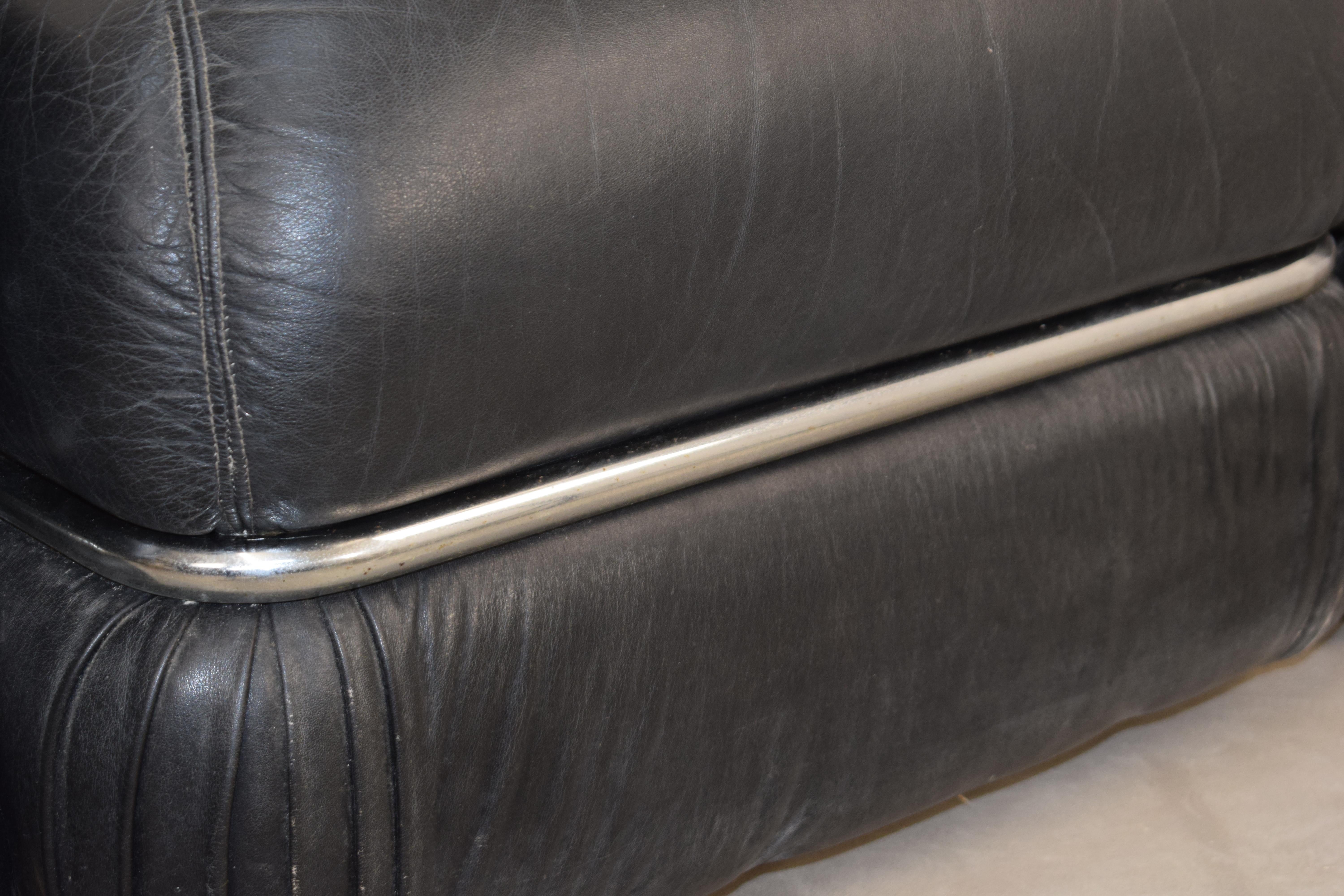 Metal Italian Sofa, 1970s For Sale