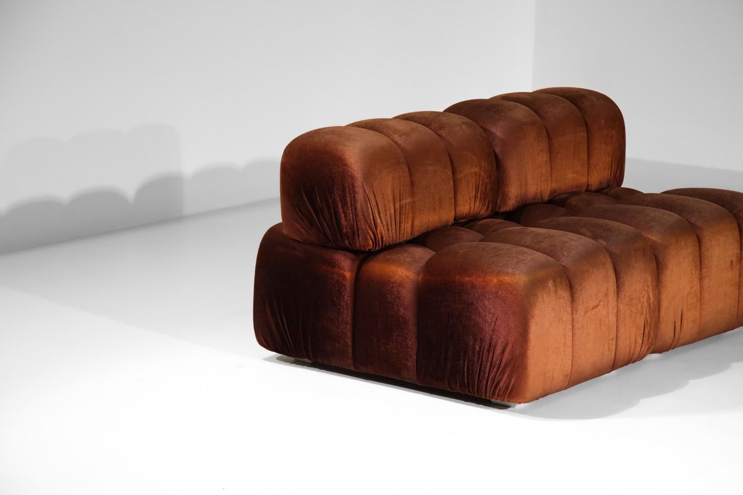 Italian sofa 5 modules 70s in style of Mario Bellini heater midcentury design 4