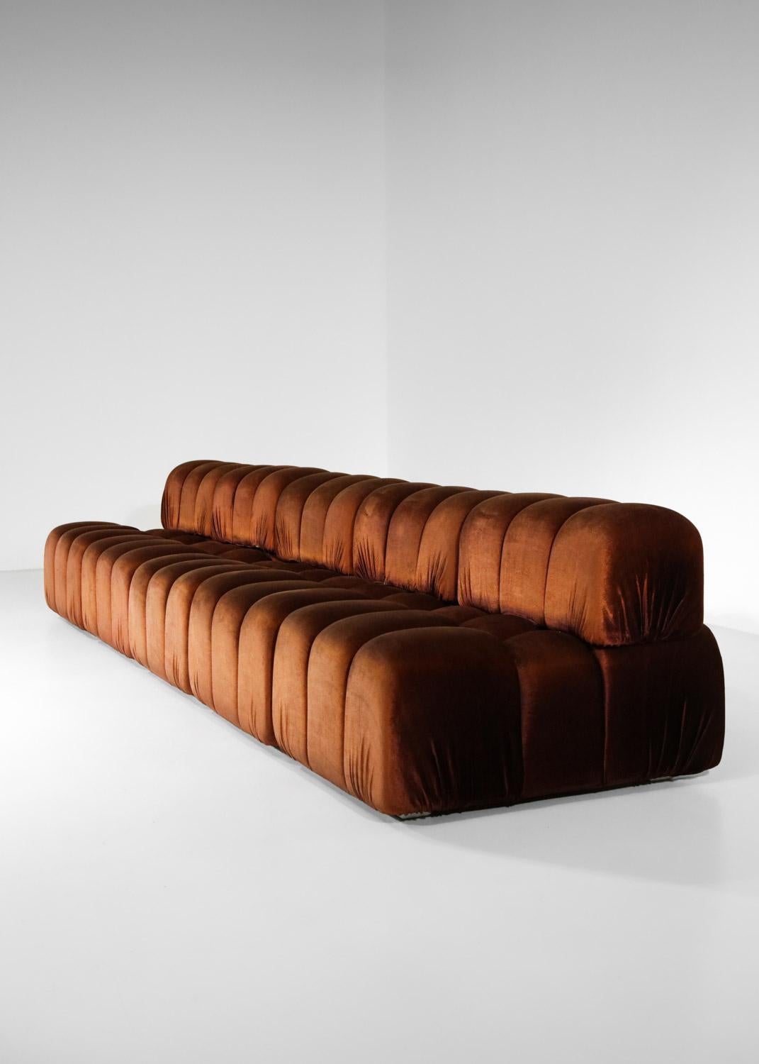 Late 20th Century Italian sofa 5 modules 70s in style of Mario Bellini heater midcentury design