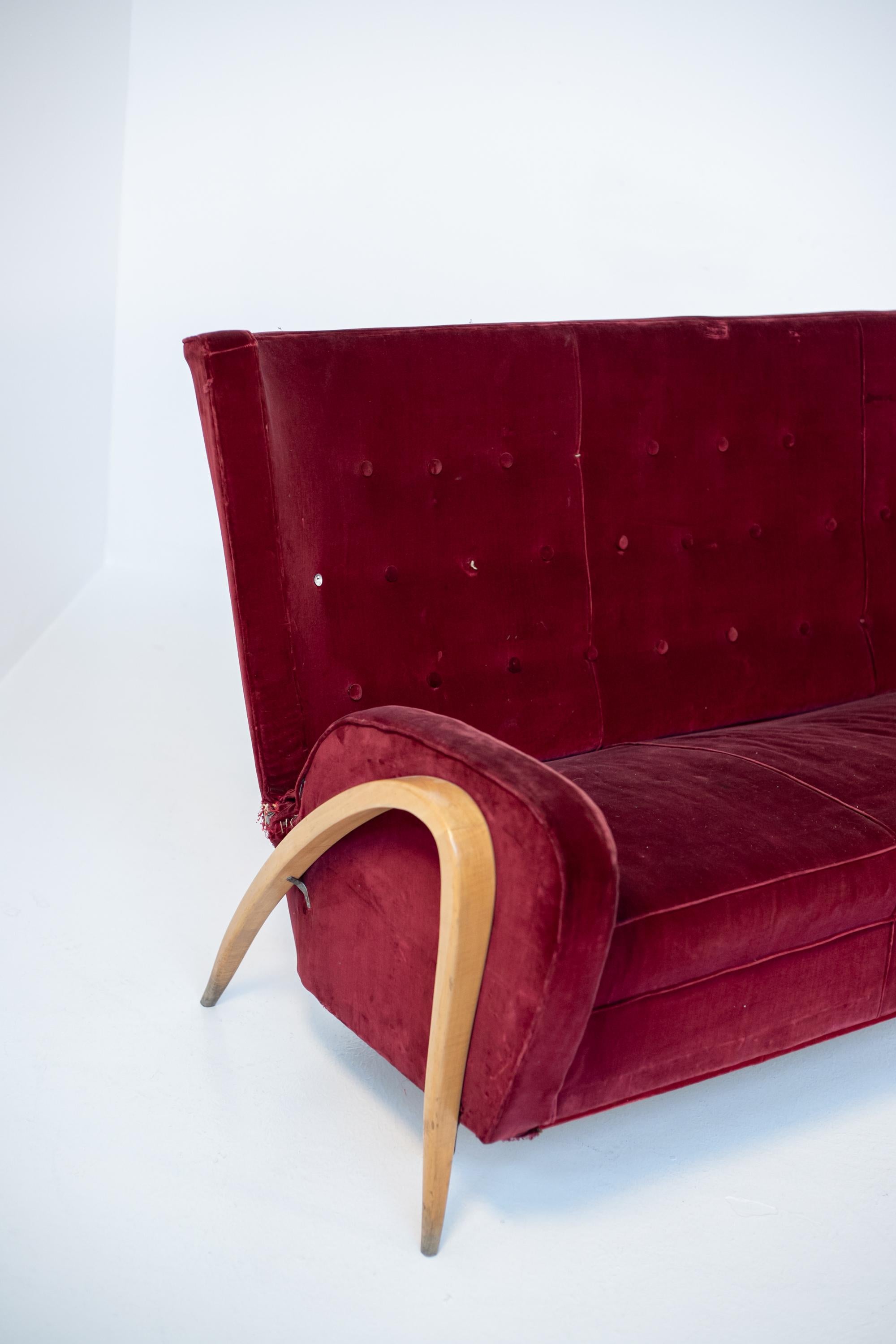 Italian Sofa Attributed to Paolo Buffa in Red Velvet and Wood 3