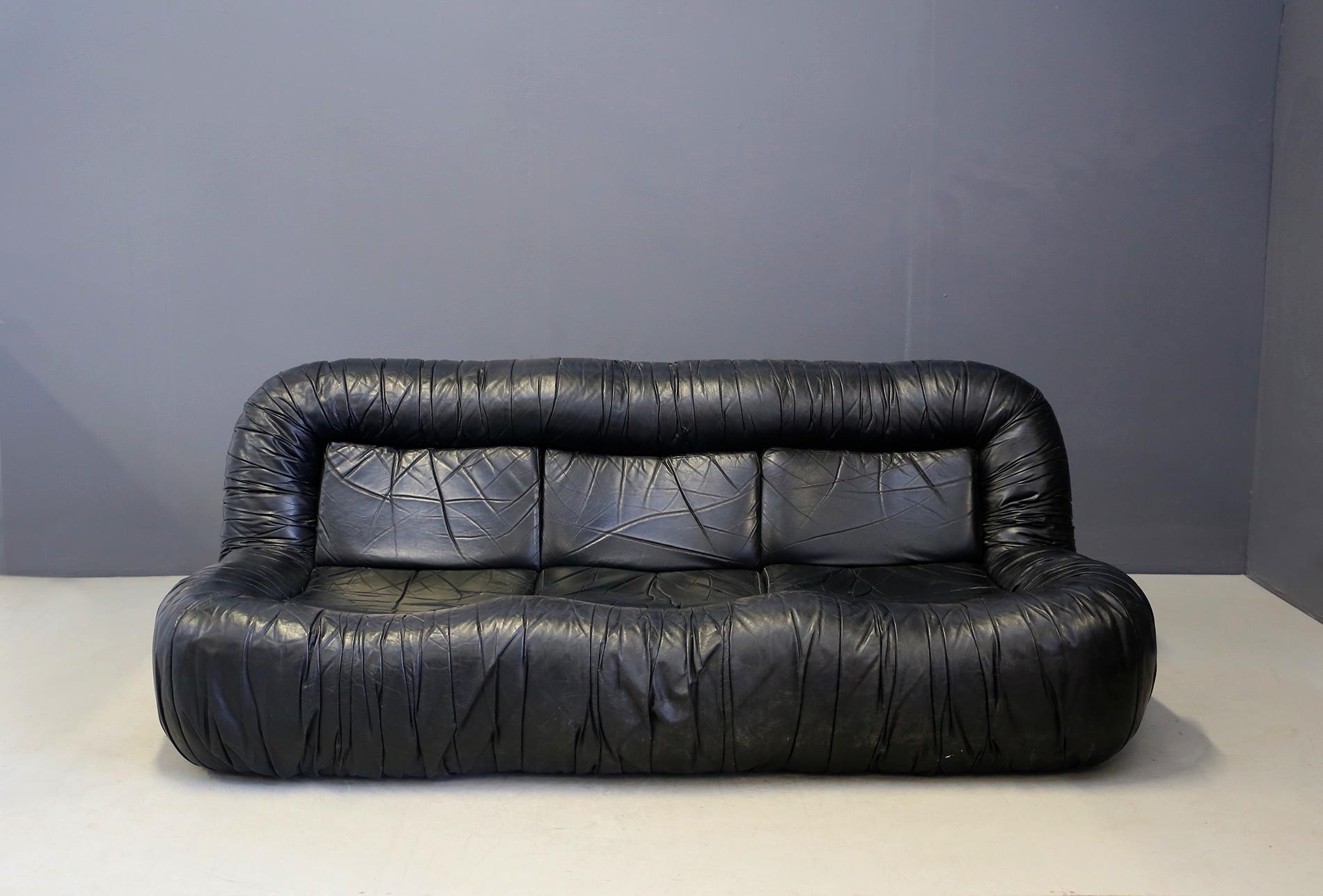 Italian Sofa by De Pas, D'urbino and Lomazzi in Leather Black, 1970s In Good Condition In Milano, IT