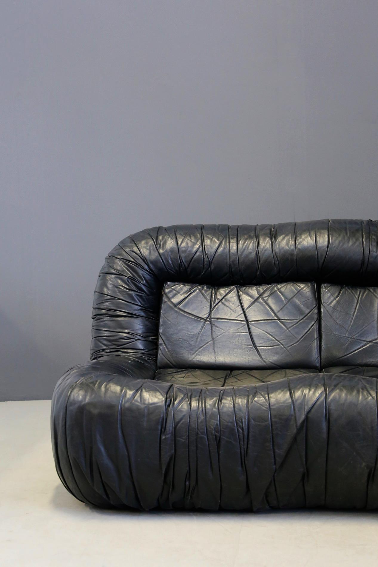 Italian Sofa by De Pas, D'urbino and Lomazzi in Leather Black, 1970s 1