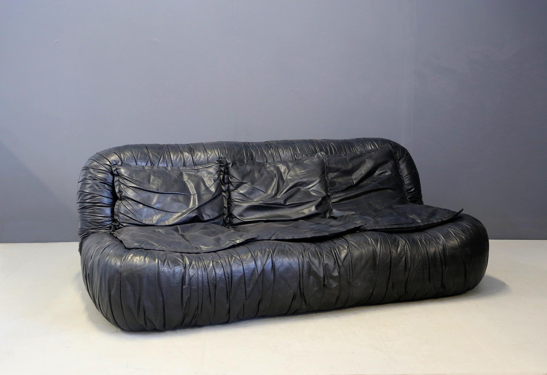 Italian Sofa by De Pas, D'urbino and Lomazzi in Leather Black, 1970s 2