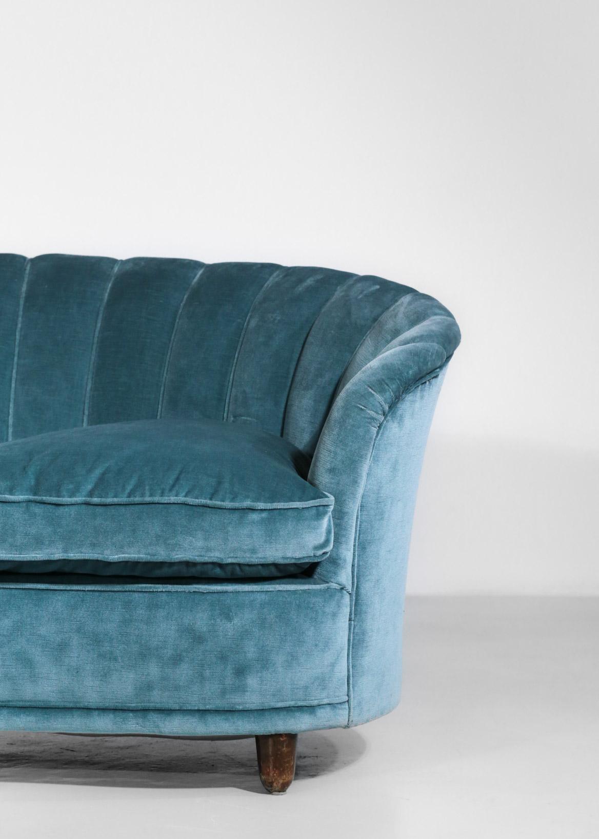 Italian Sofa by Gio Ponti Design 1960s Velvet Vintage Designer 2 Seat 6