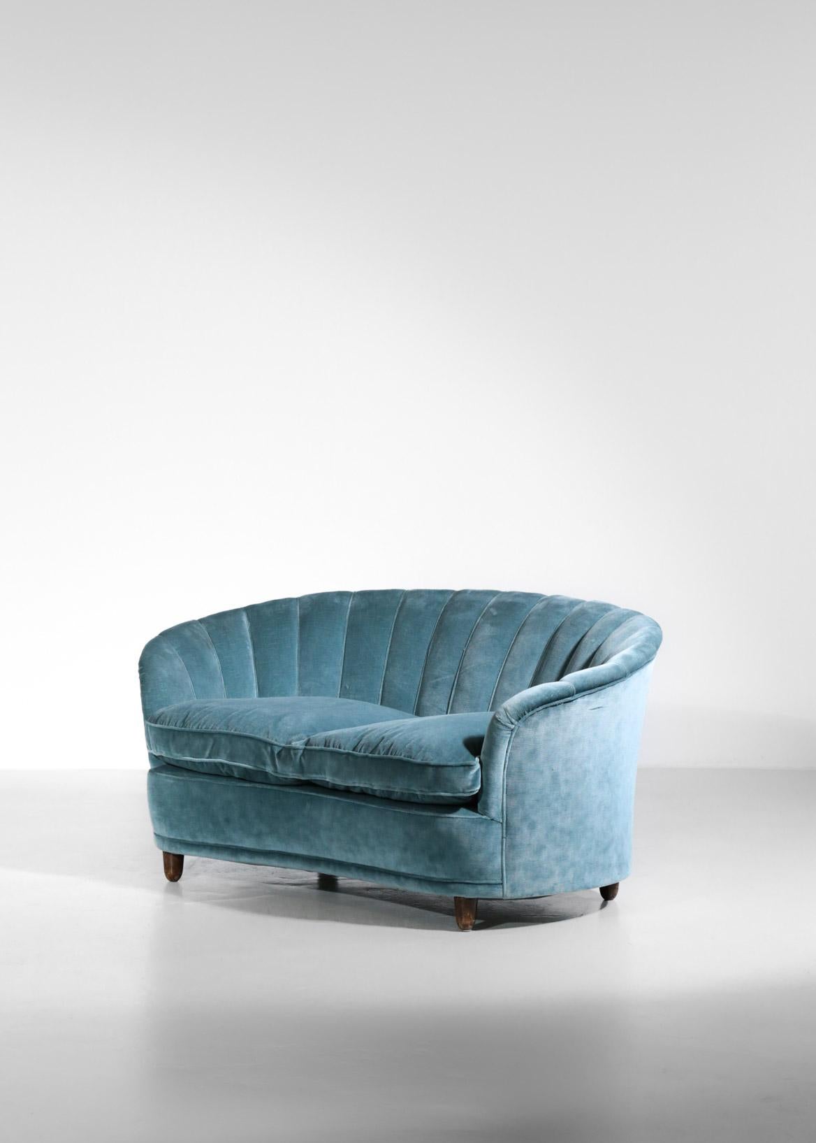 Italian Sofa by Gio Ponti Design 1960s Velvet Vintage Designer 2 Seat 8