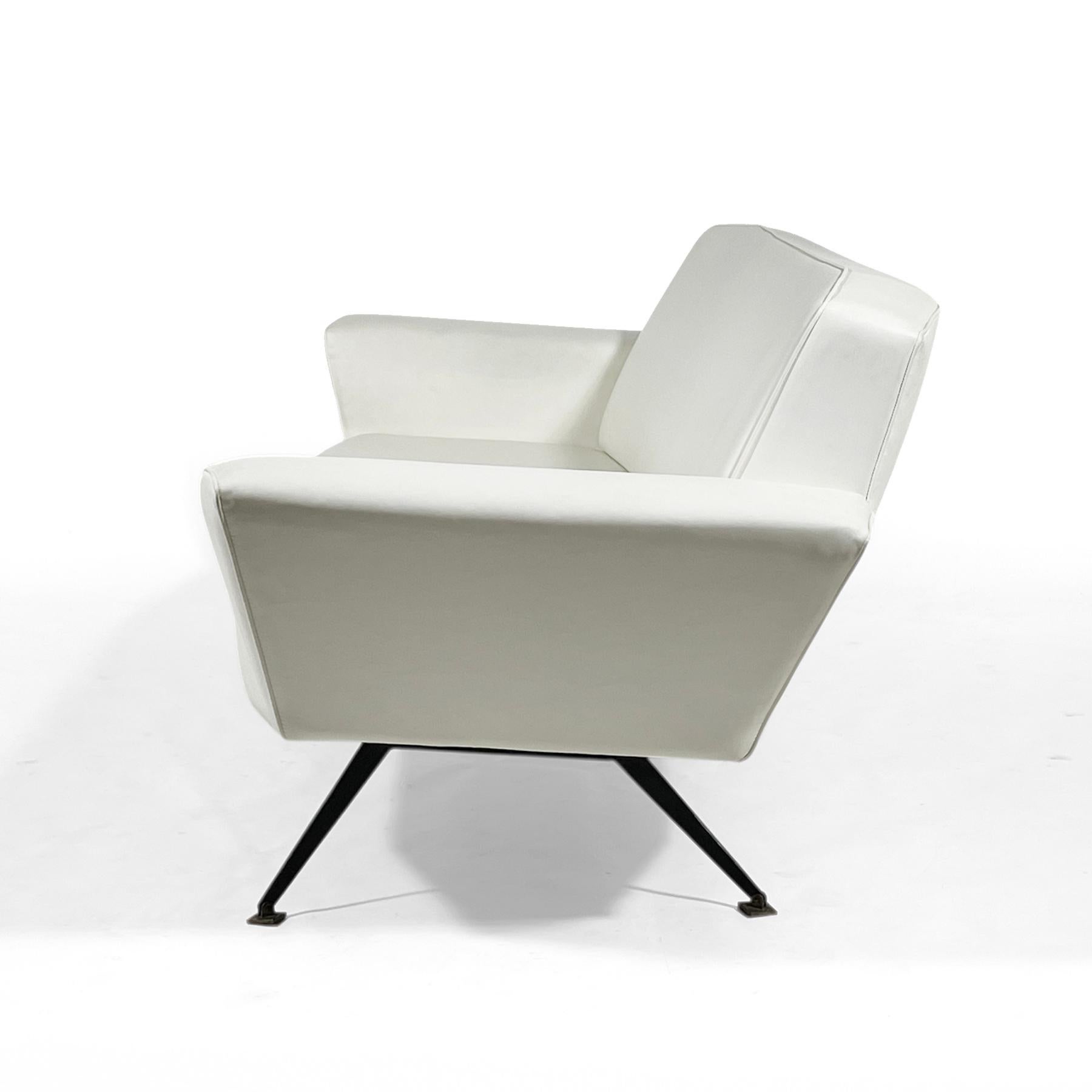 Mid-20th Century Italian Sofa by Studio Tecnico for Lenzi For Sale