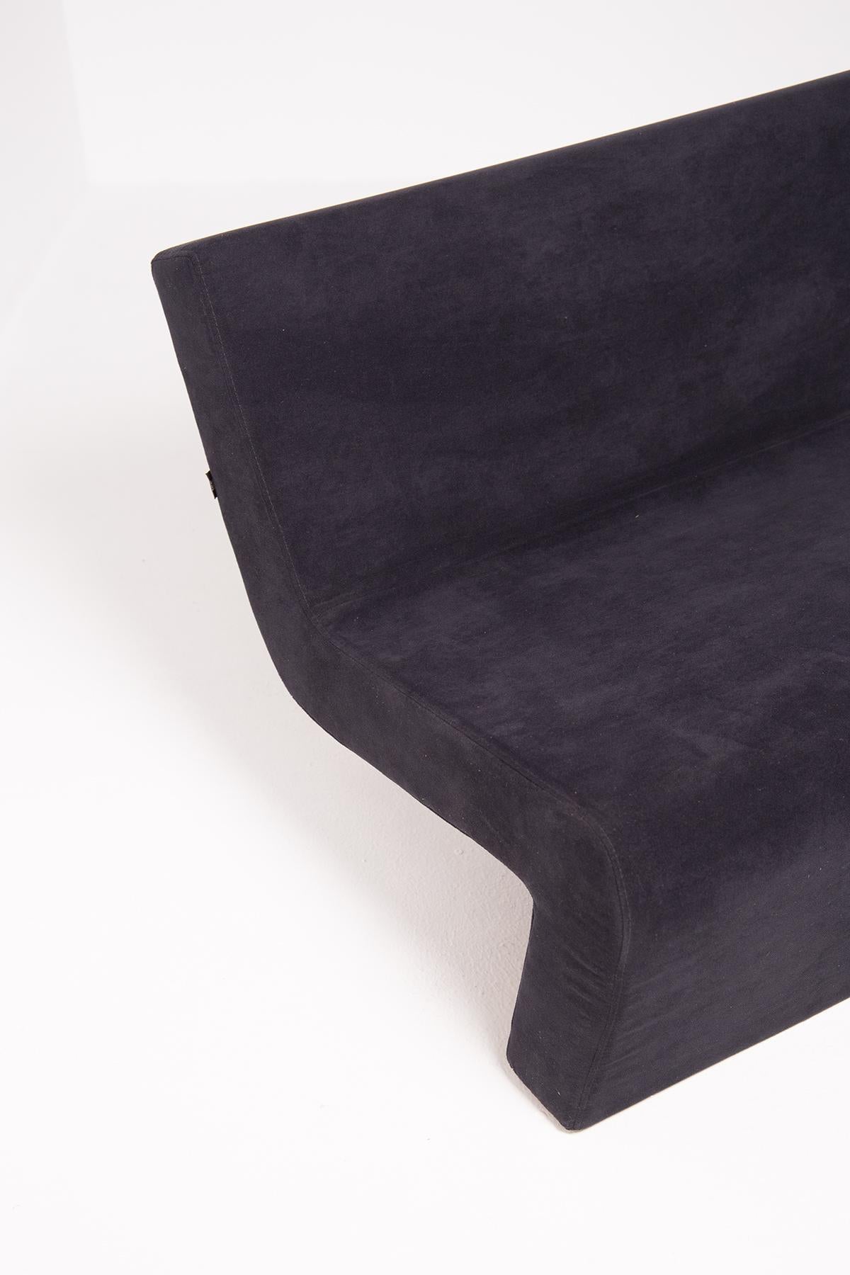 Italian Sofa in Black Velvet and Steel by MDF Italia In Good Condition For Sale In Milano, IT